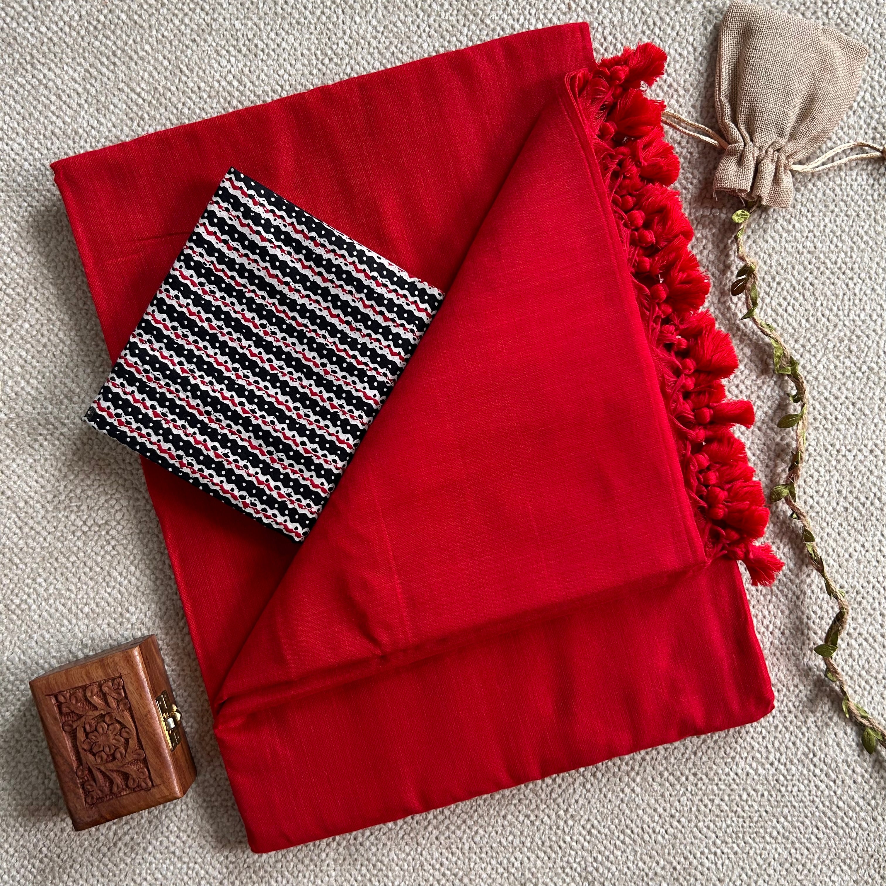 Sutisancha Red Handloom Cotton Saree With Blouse