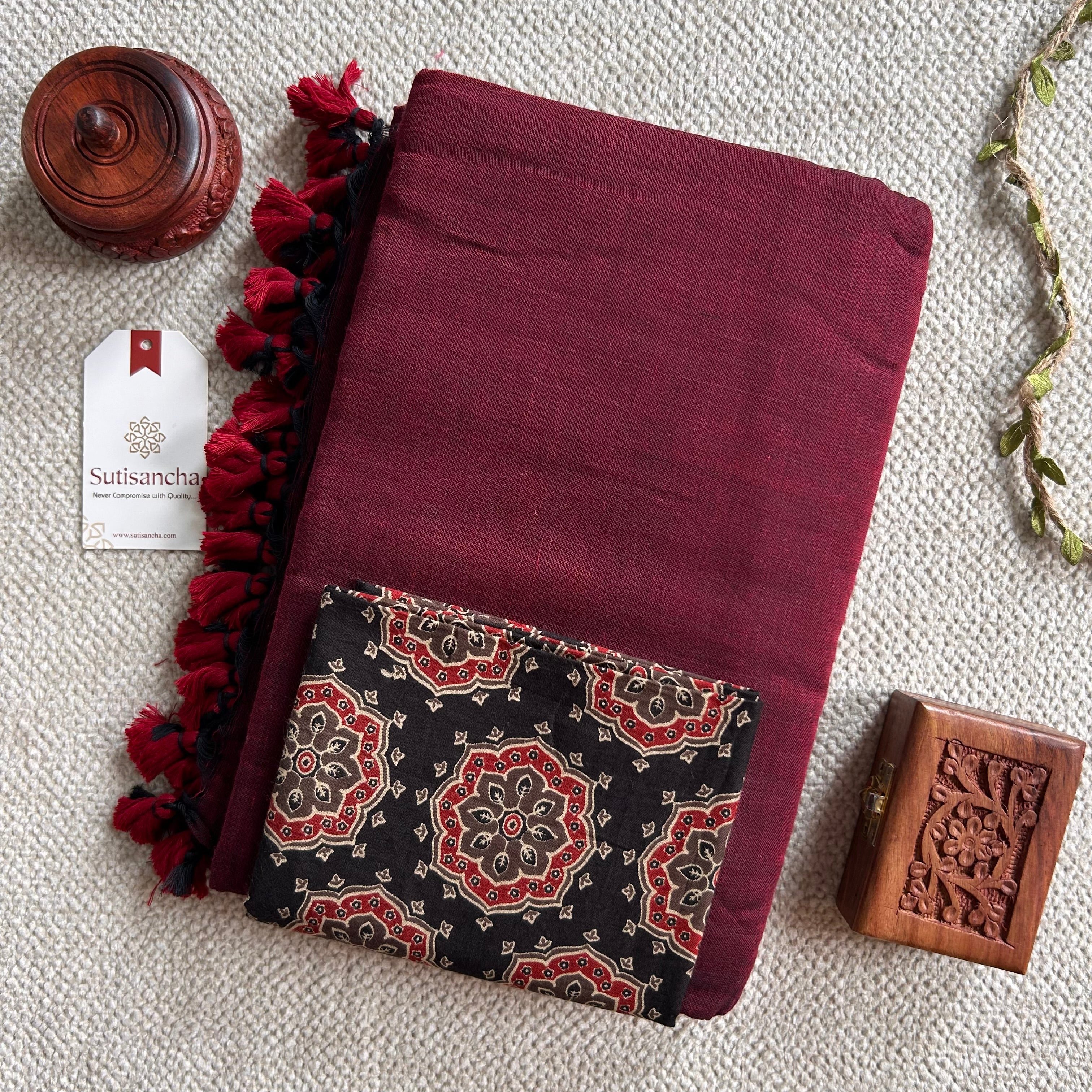 Sutisancha Maroon Handloom Cotton Saree With Blouse