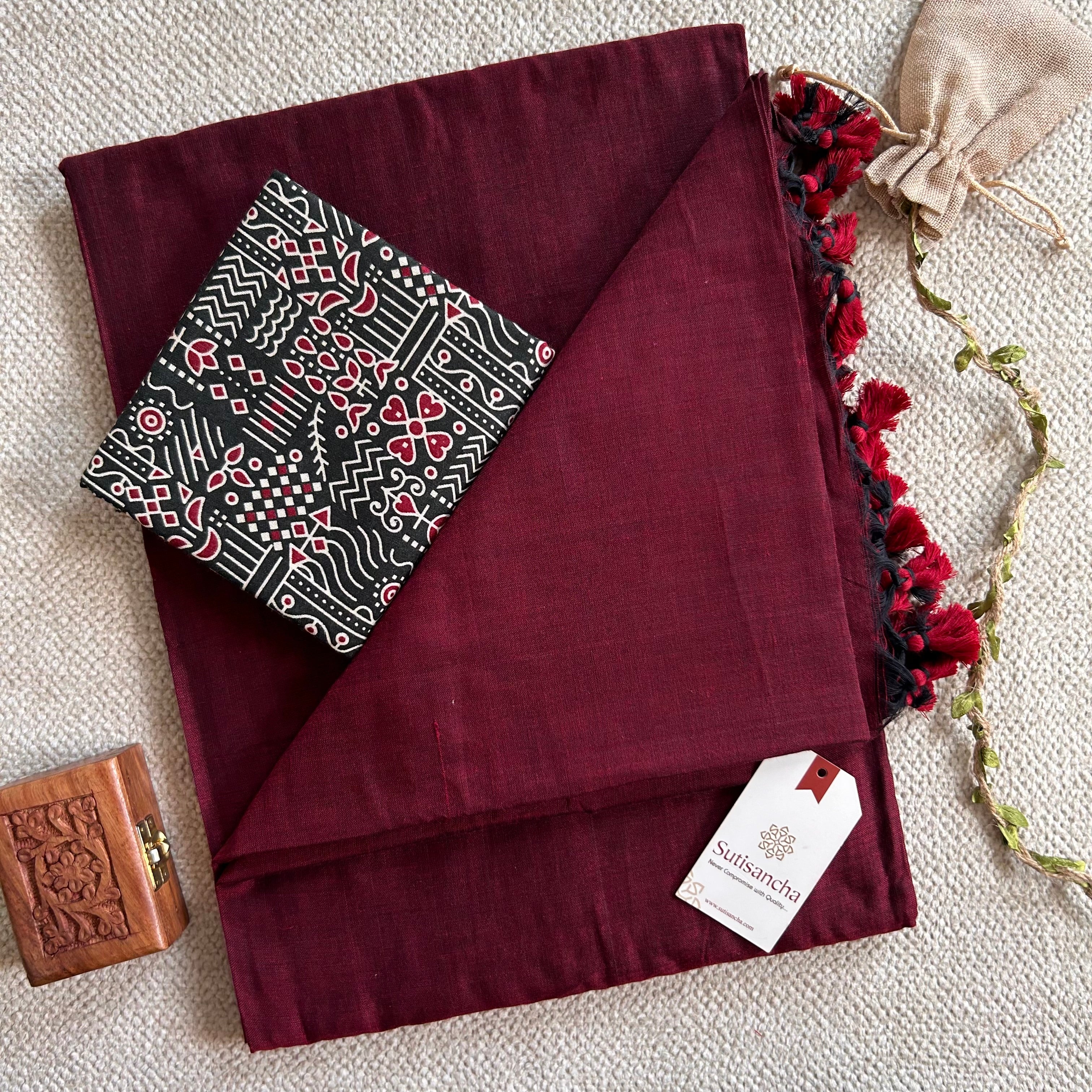 Sutisancha Maroon Handloom Cotton Saree With Blouse