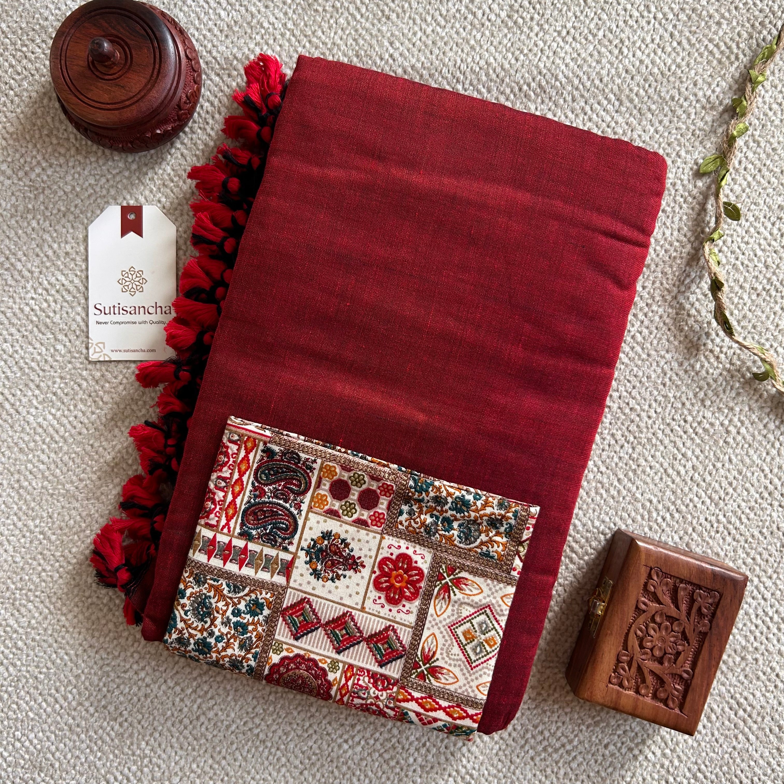 Sutisancha Cherry Red Handloom Cotton Saree With Blouse