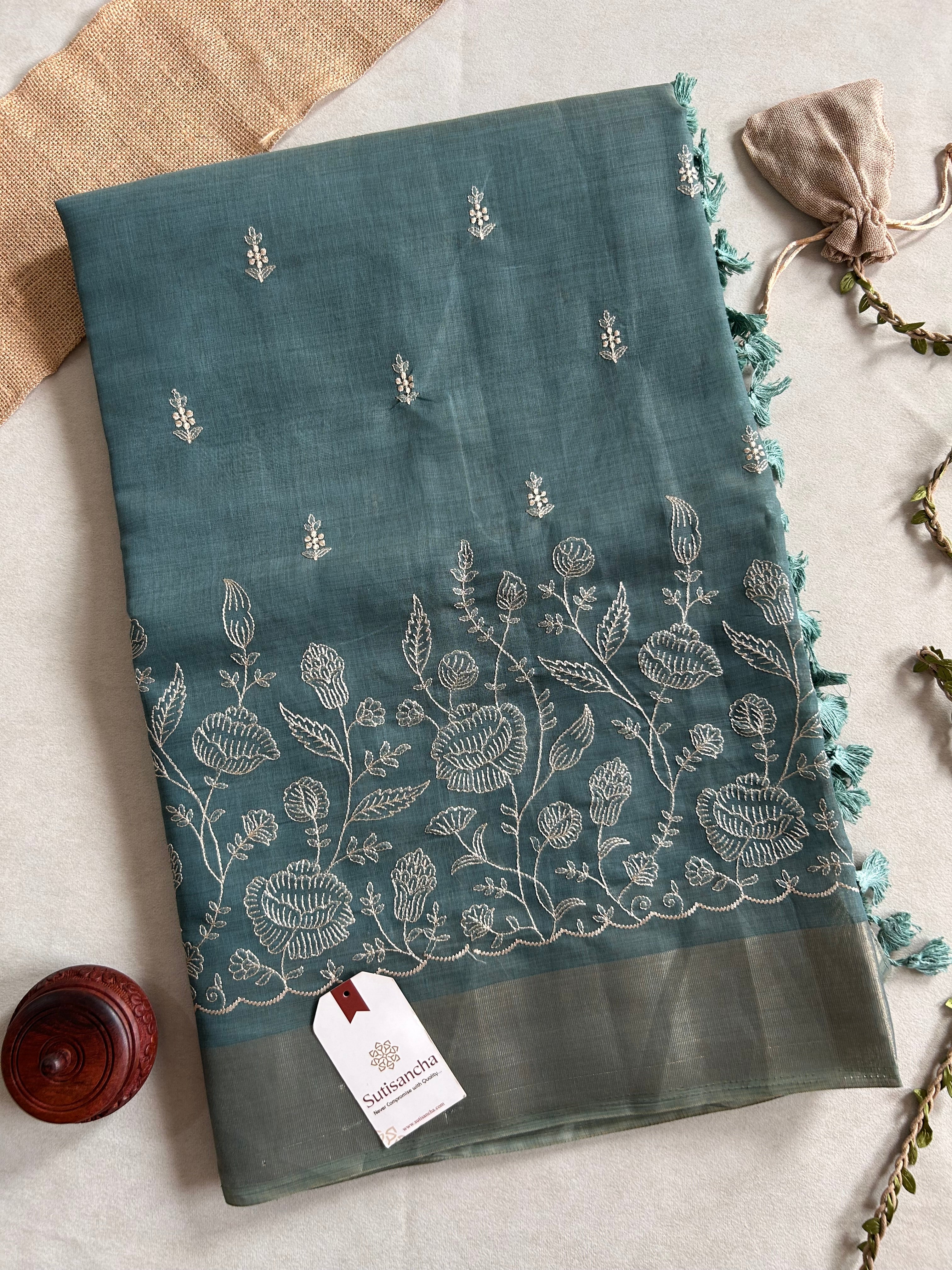 Aaranya Floral Thread Work Cotton Saree