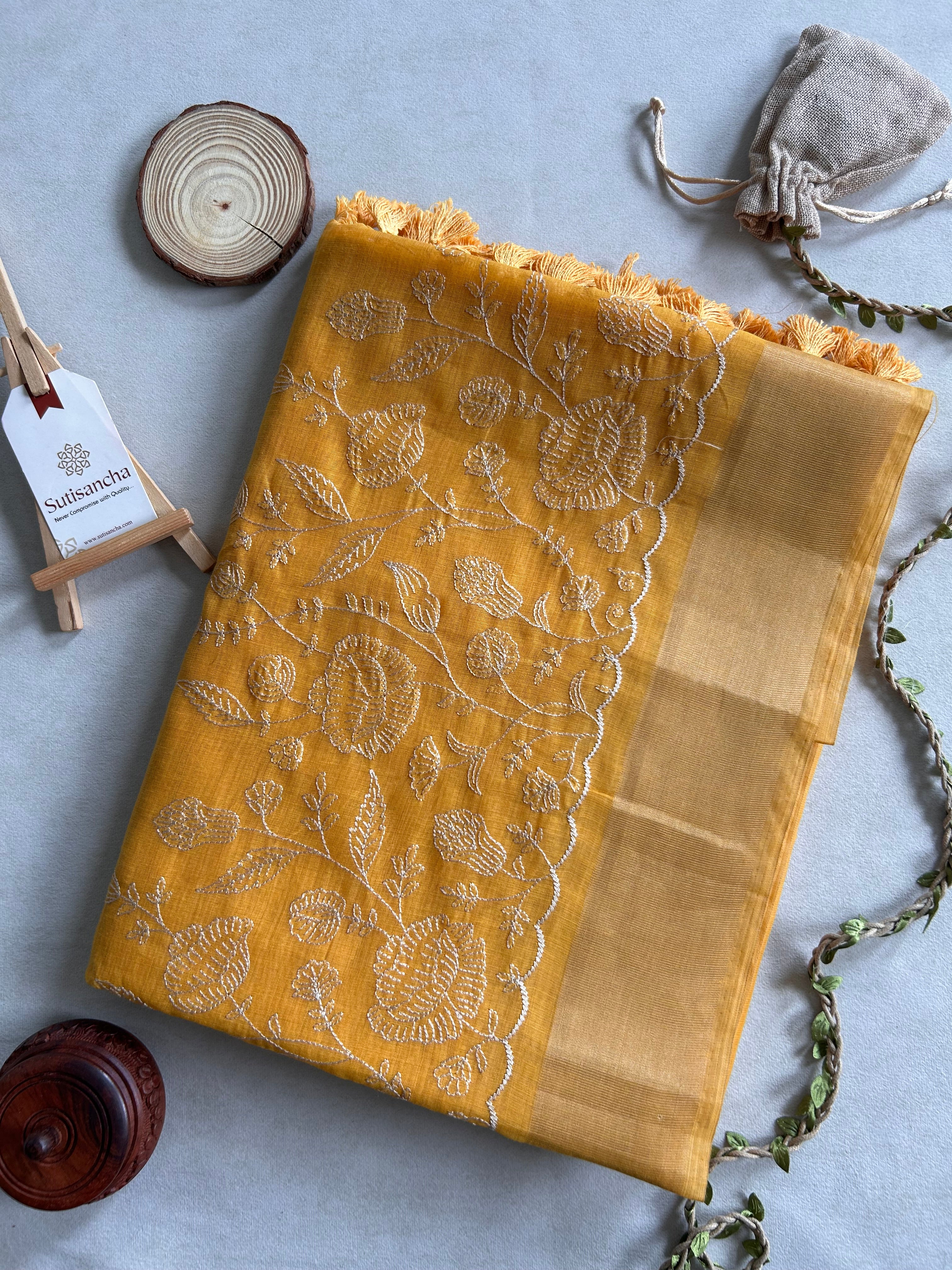 Aaranya Floral Thread Work Cotton Saree