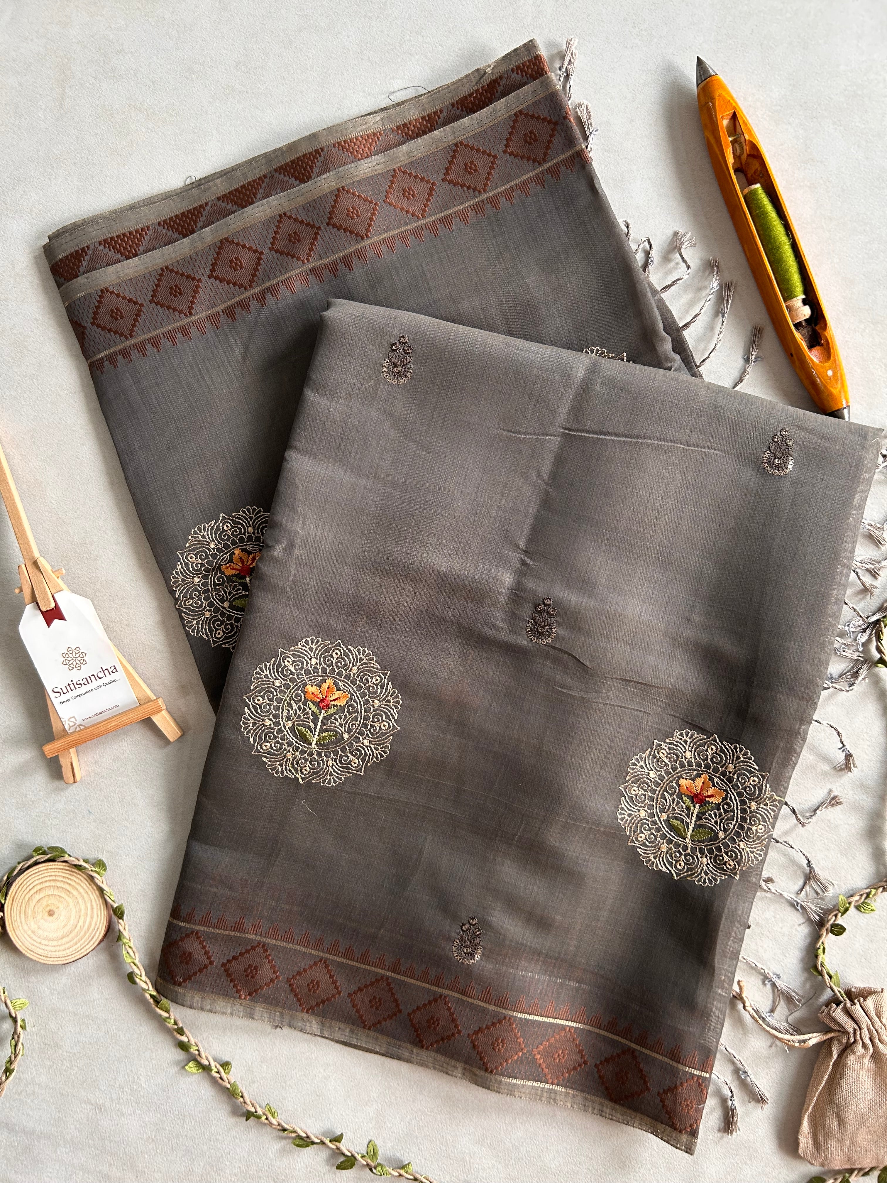Kavya Heritage Cotton Saree Floral Thread Art