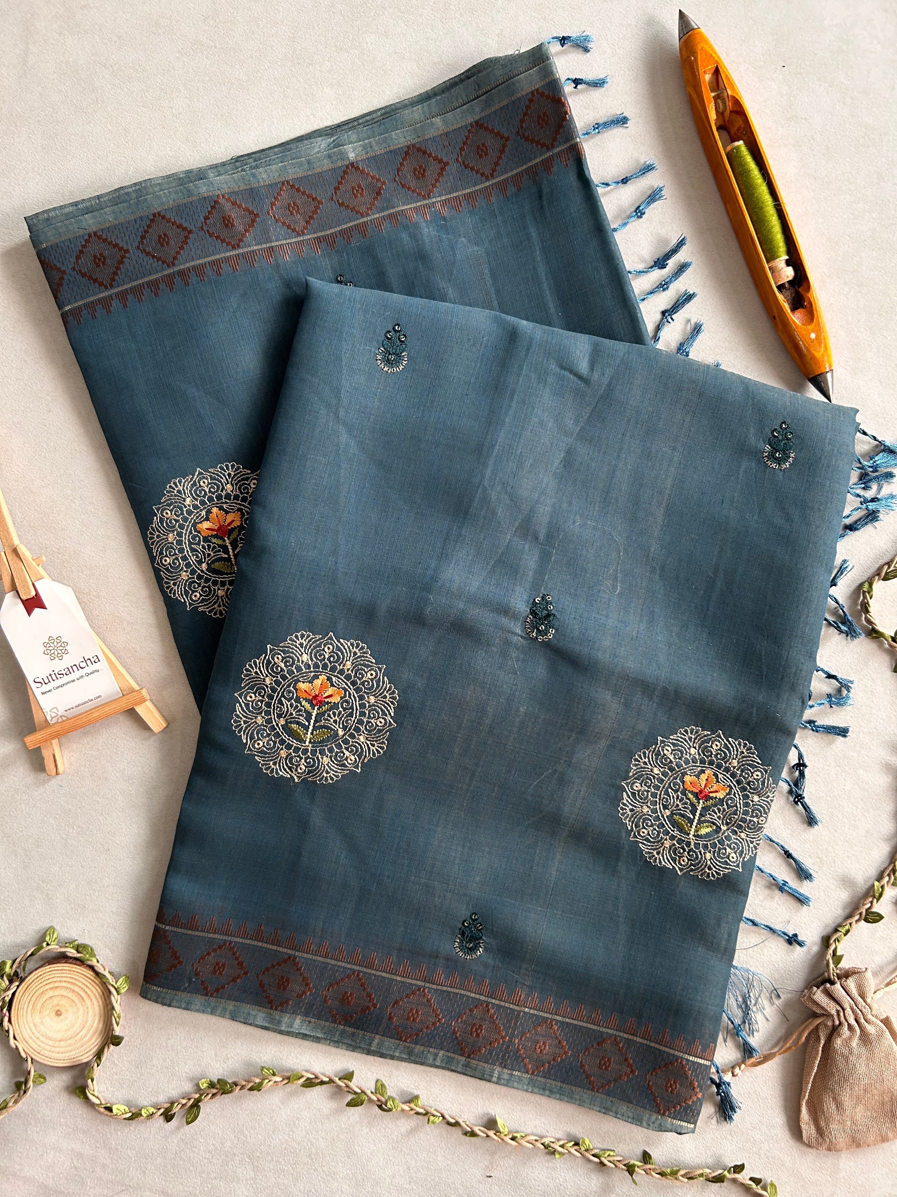 Kavya Heritage Cotton Saree Floral Thread Art
