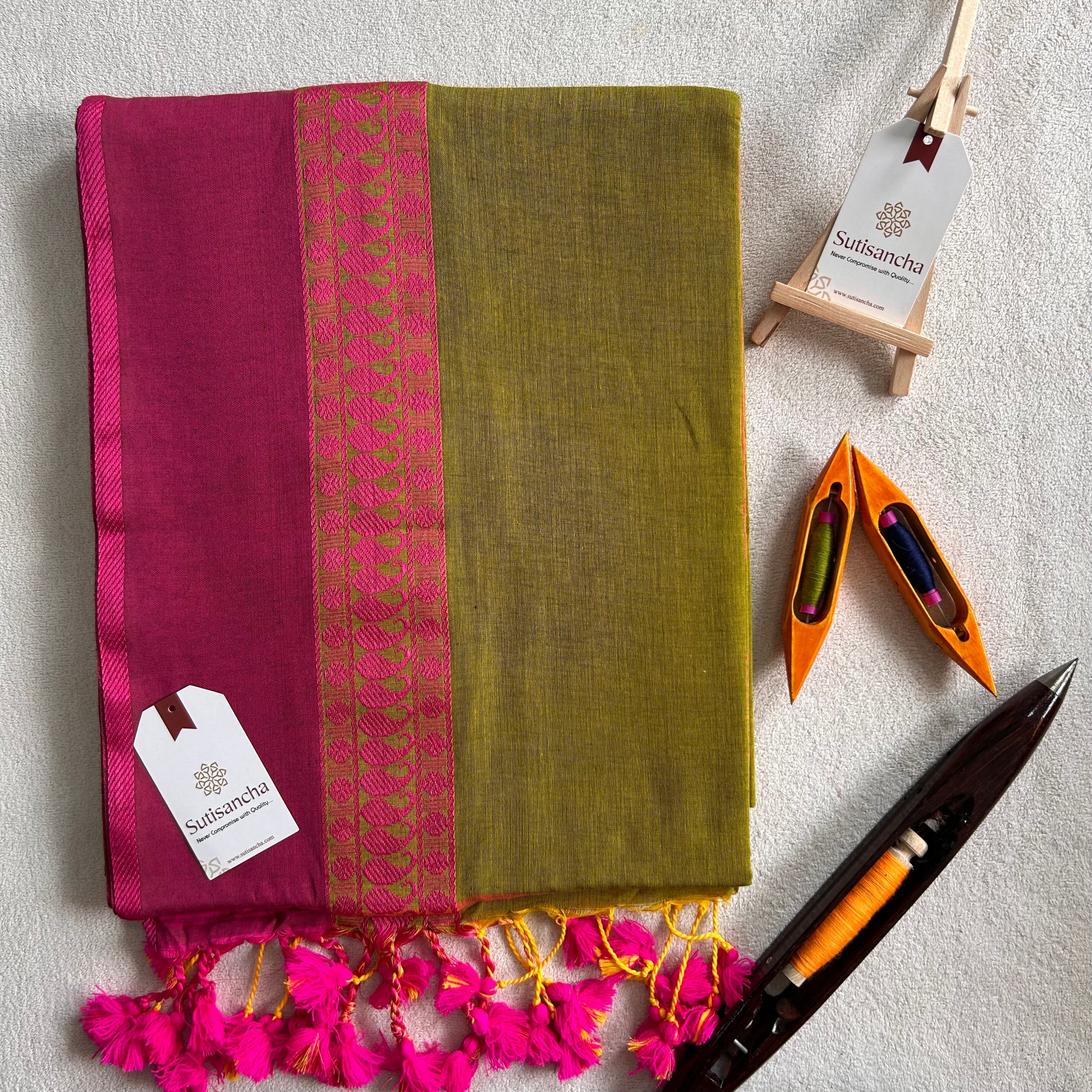 Sutisancha Classic Weave Bengal Cotton Saree