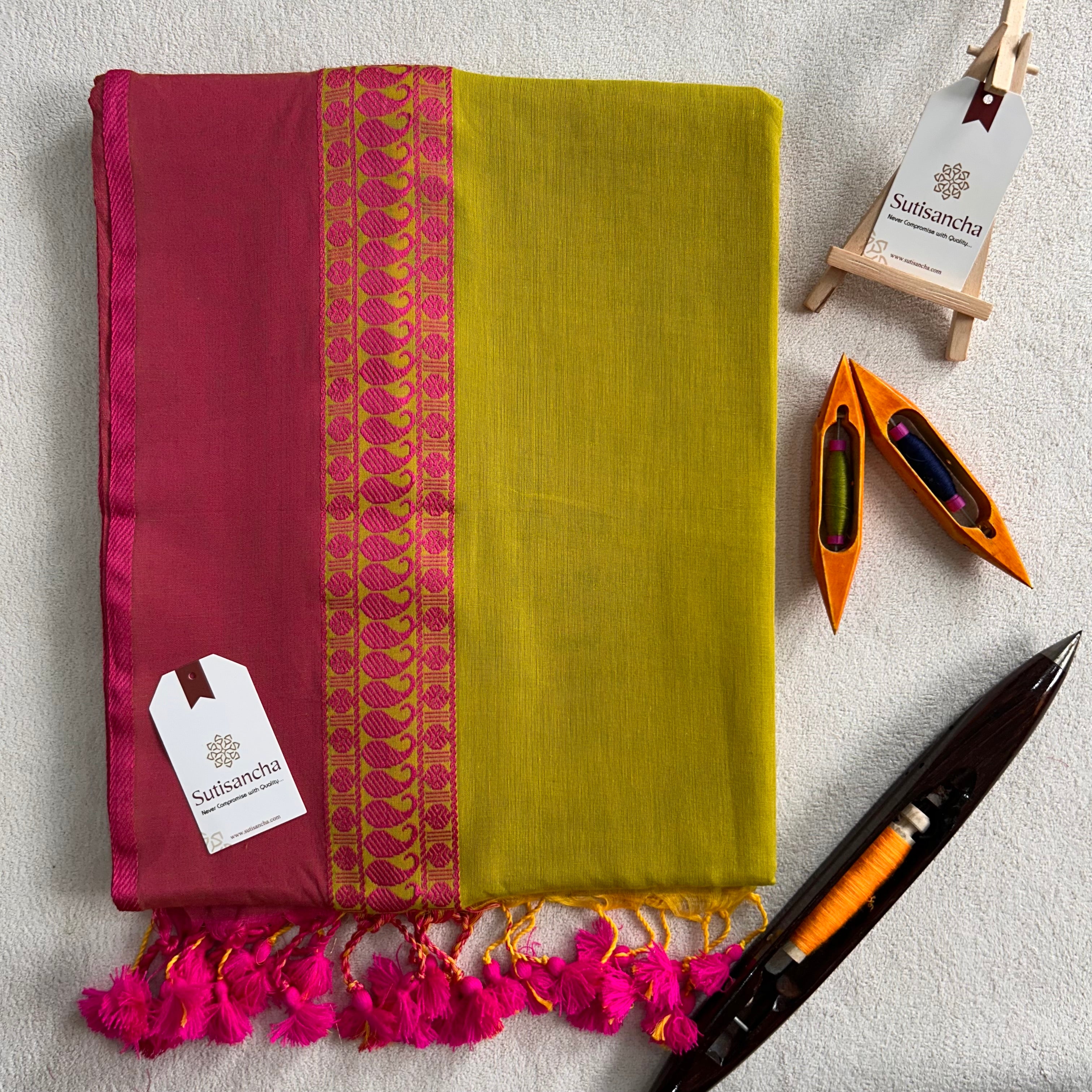 Sutisancha Classic Weave Bengal Cotton Saree