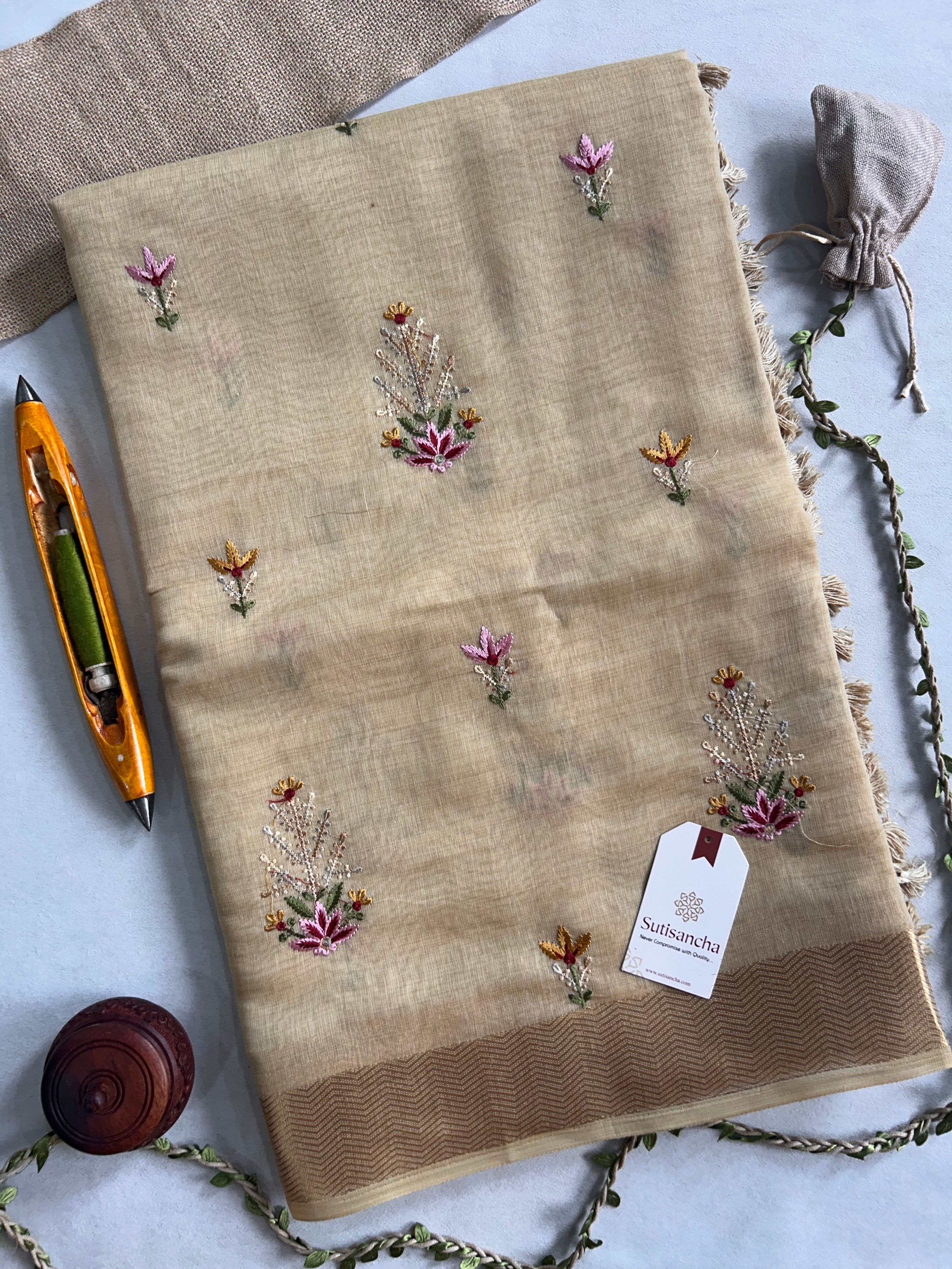 Vanika Botanical Cotton Saree Delicate Floral Thread Art