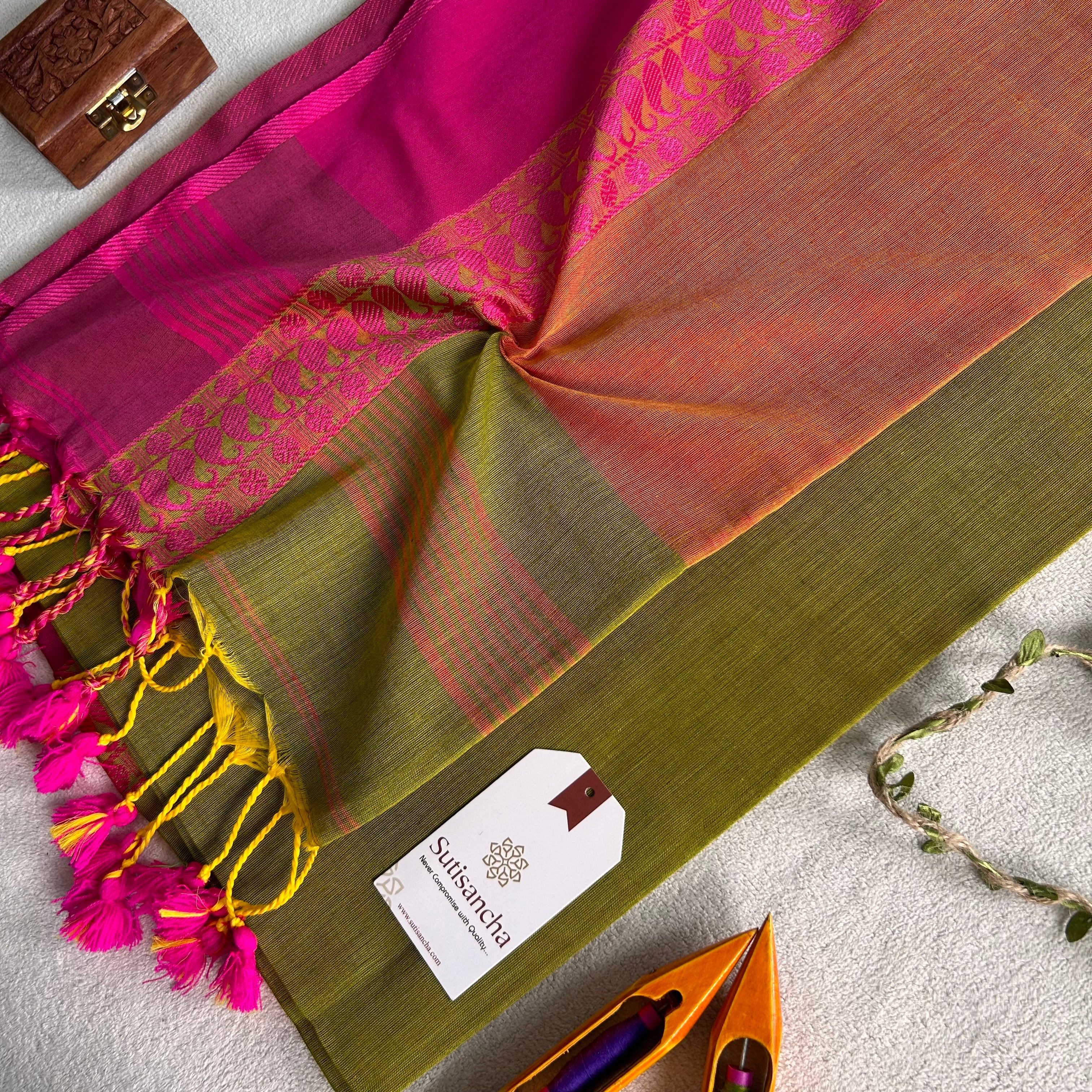 Sutisancha Classic Weave Bengal Cotton Saree