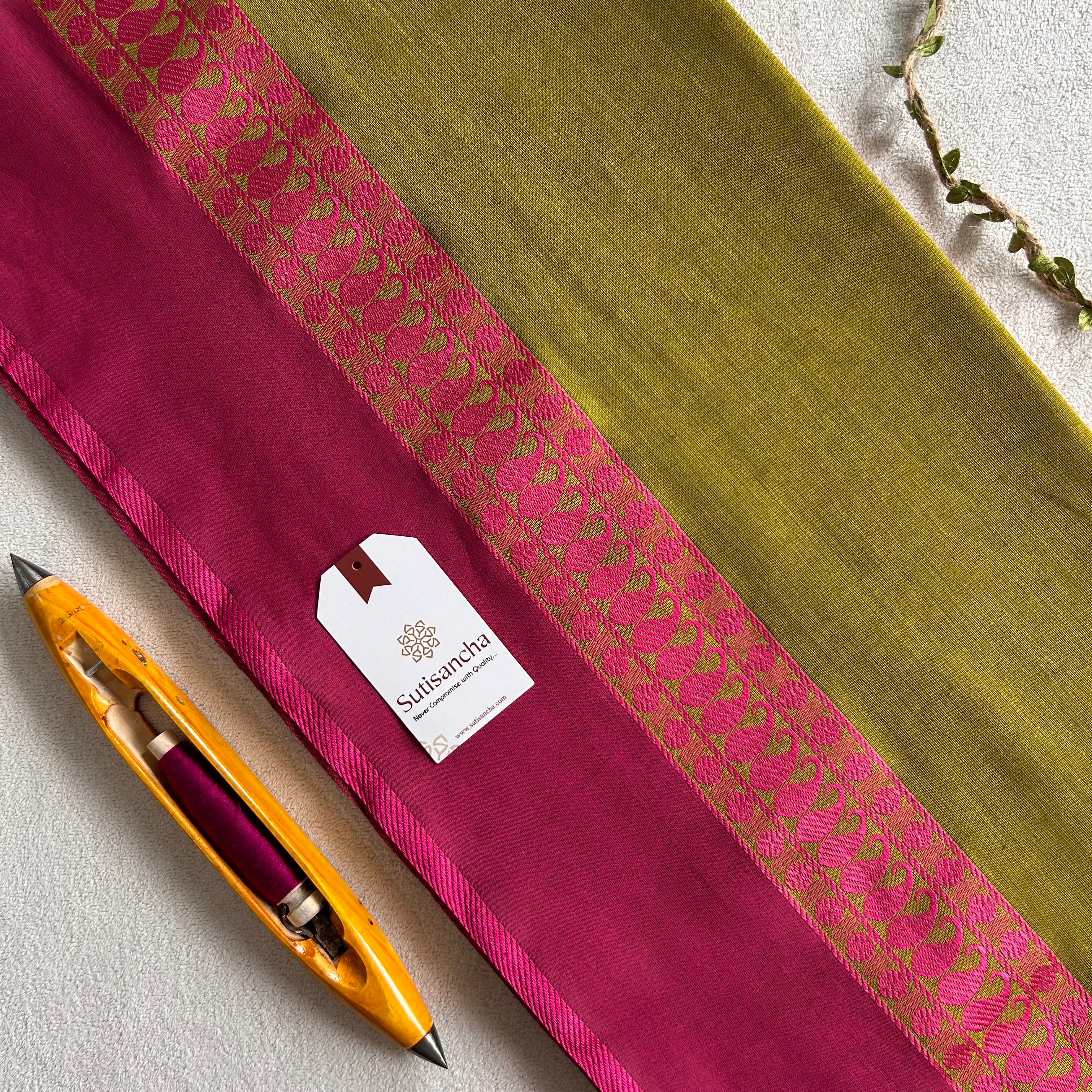 Sutisancha Classic Weave Bengal Cotton Saree