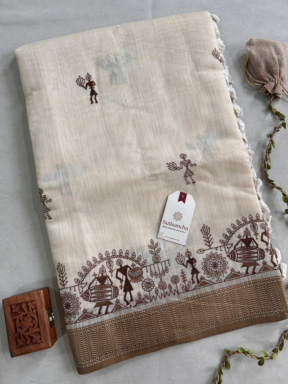 Pushvi Heritage Cotton Saree Folk Story Border Design