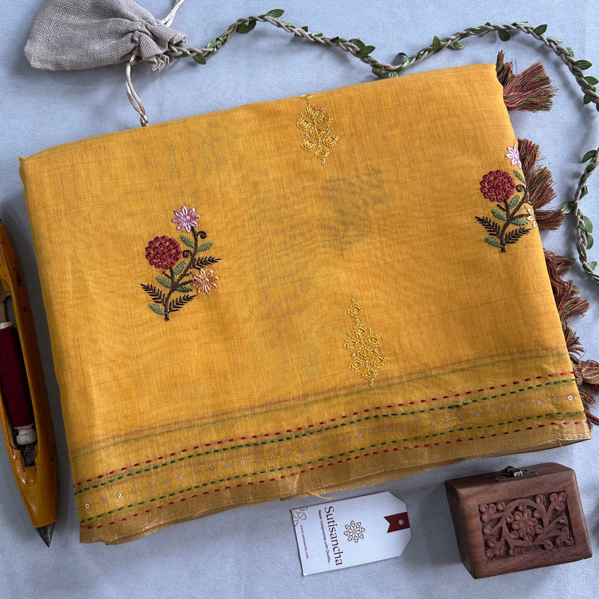 Rivaa Heritage Cotton Saree Floral Kantha Pallu Design