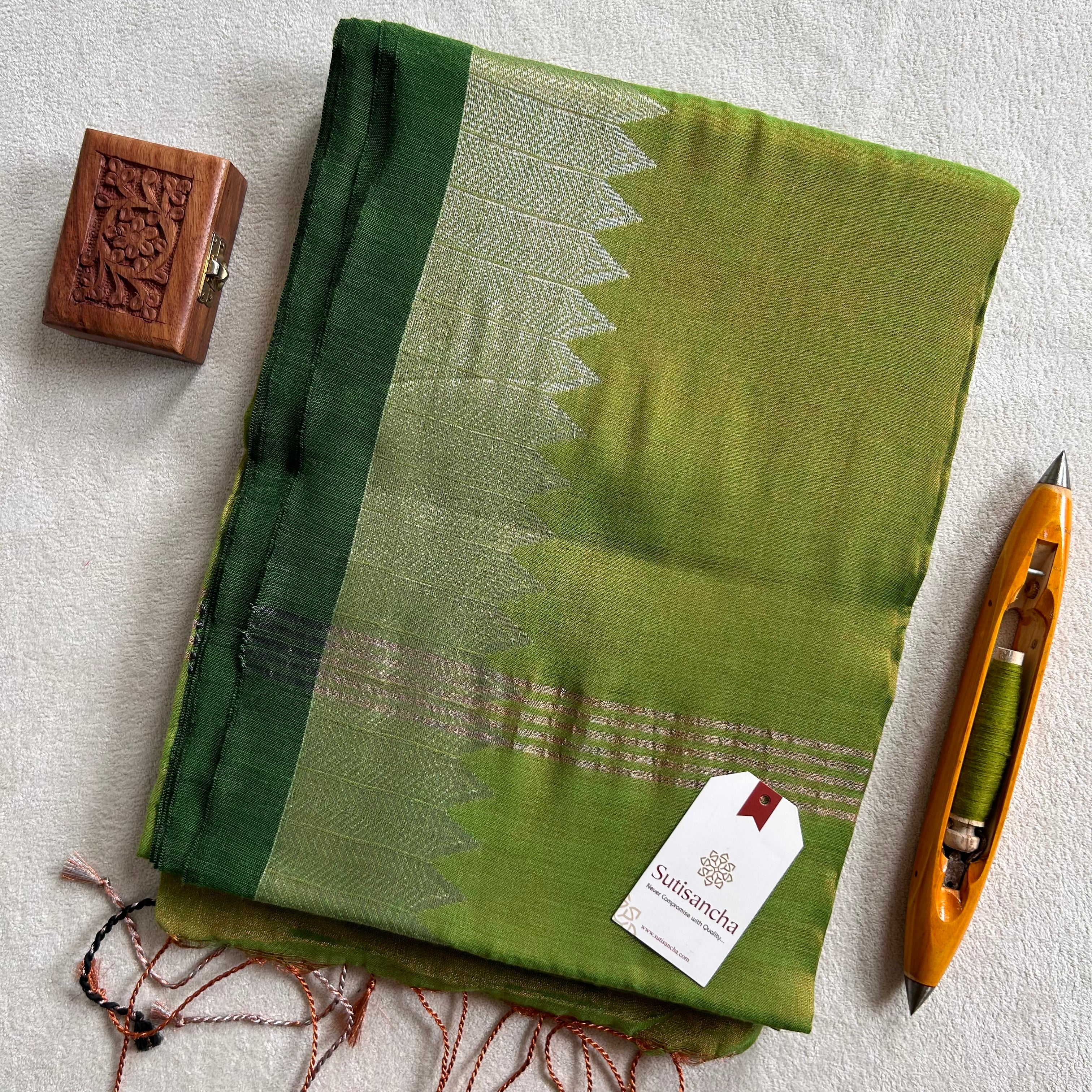 Sutisancha Parrot Handloom Designer Tissue Saree