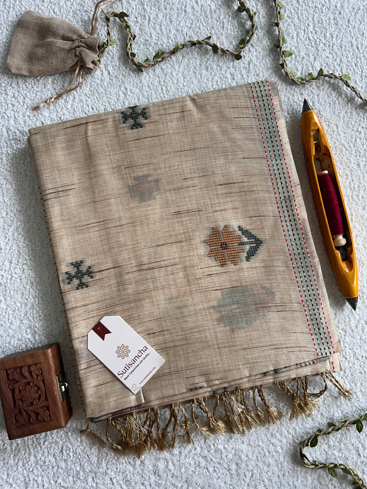 Kaira Cotton Saree Linear Weave Classic