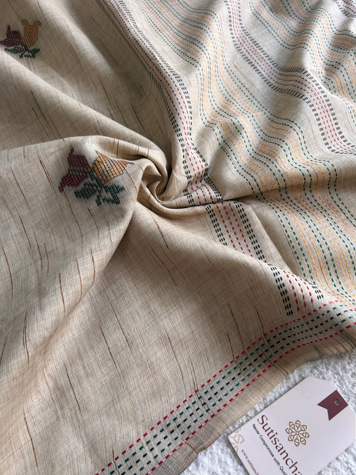 Kaira Cotton Saree Linear Weave Classic