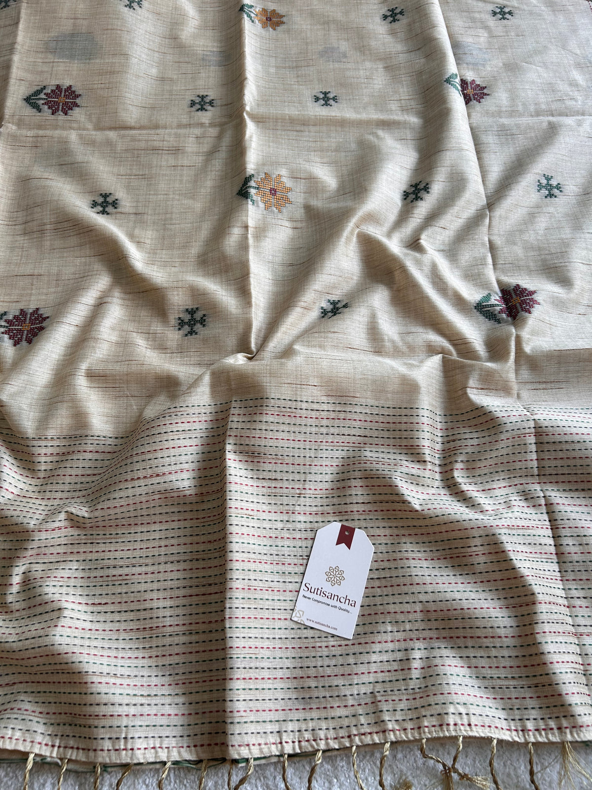 Kaira Cotton Saree Linear Weave Classic