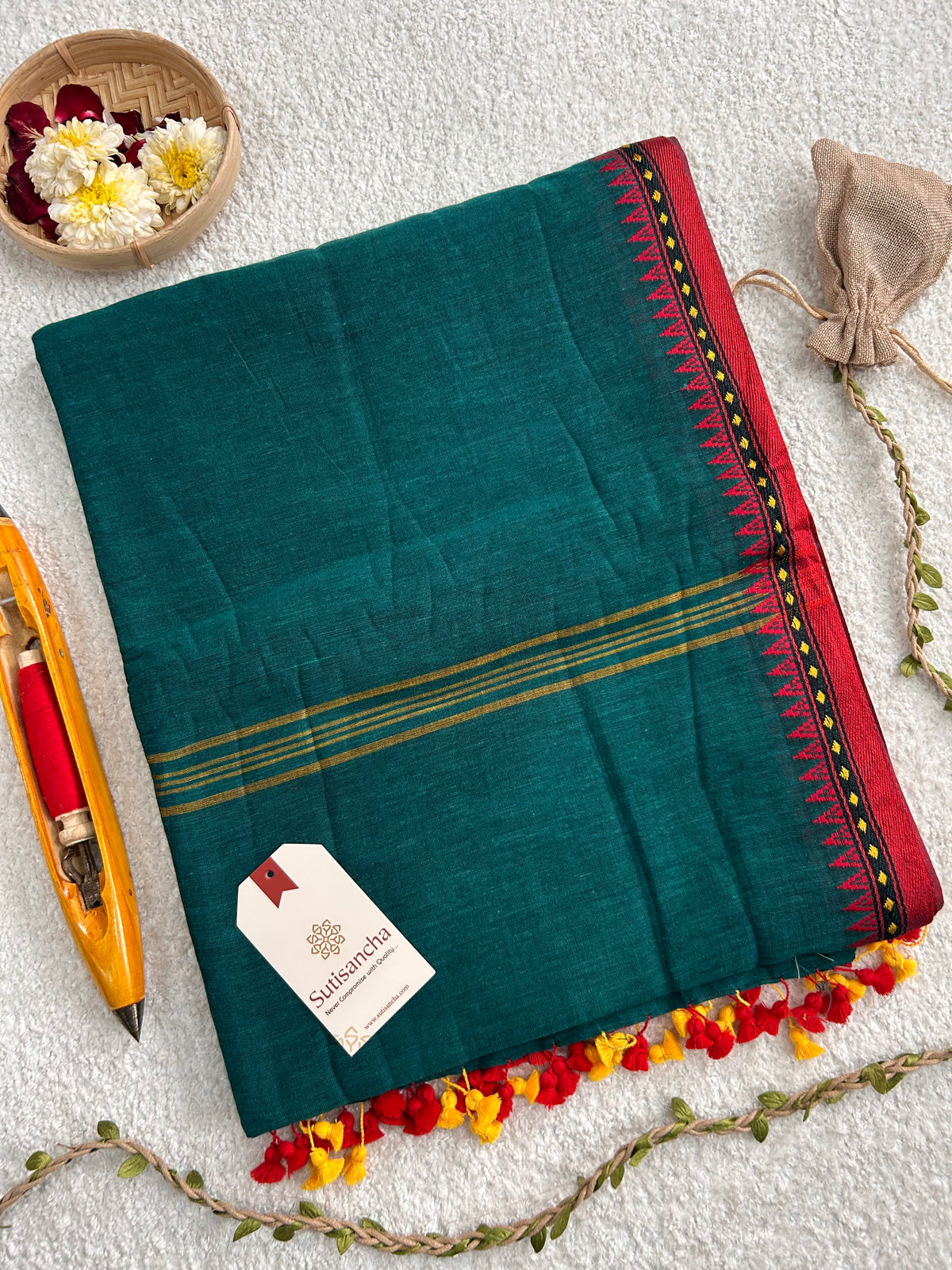 Ruhika Heritage Border Pure Mul Cotton Handloom Saree