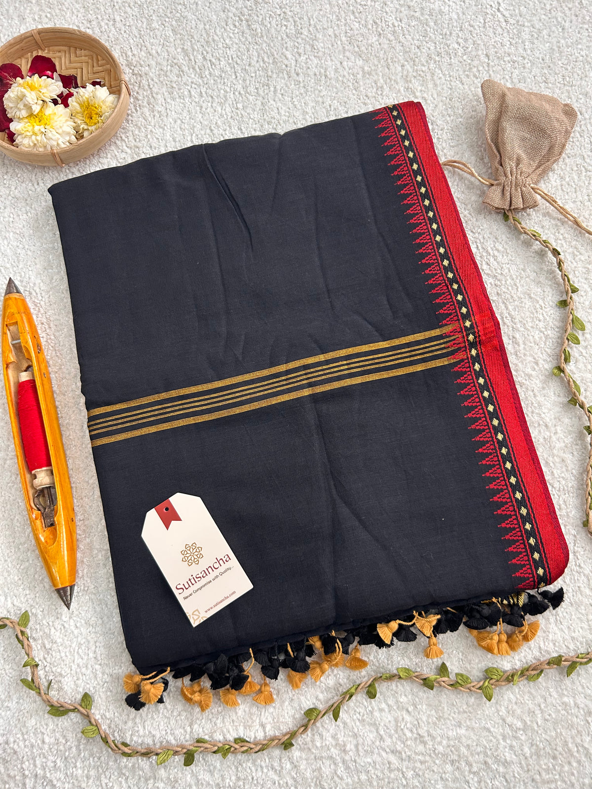 Ruhika Heritage Border Pure Mul Cotton Handloom Saree