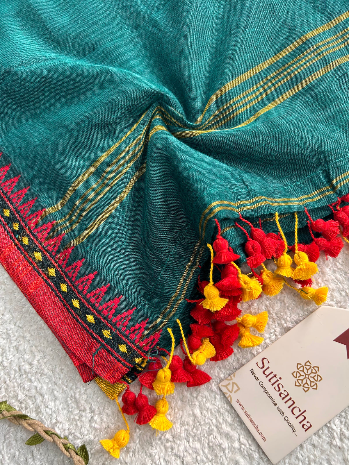 Ruhika Heritage Border Pure Mul Cotton Handloom Saree
