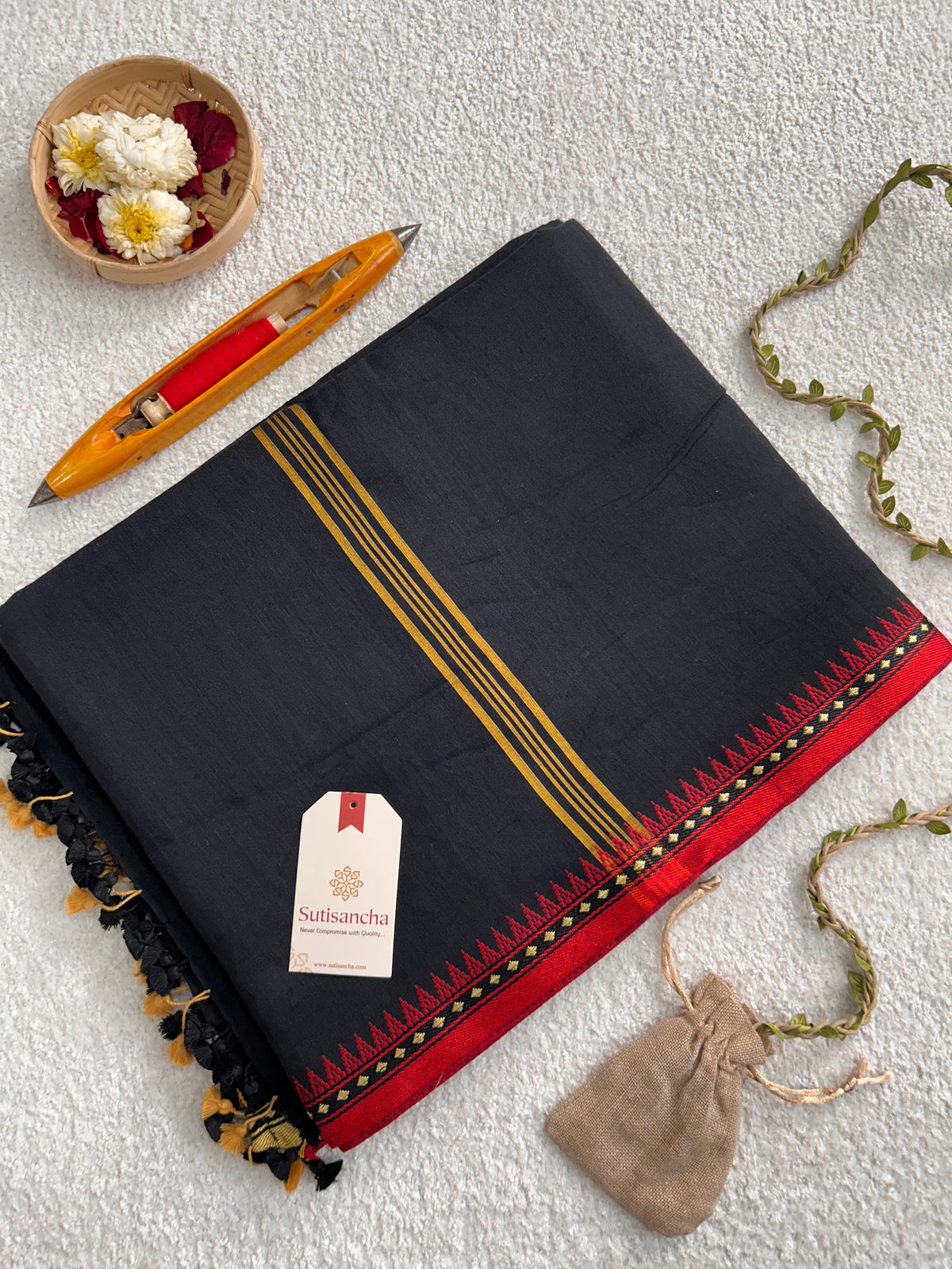 Ruhika Heritage Border Pure Mul Cotton Handloom Saree