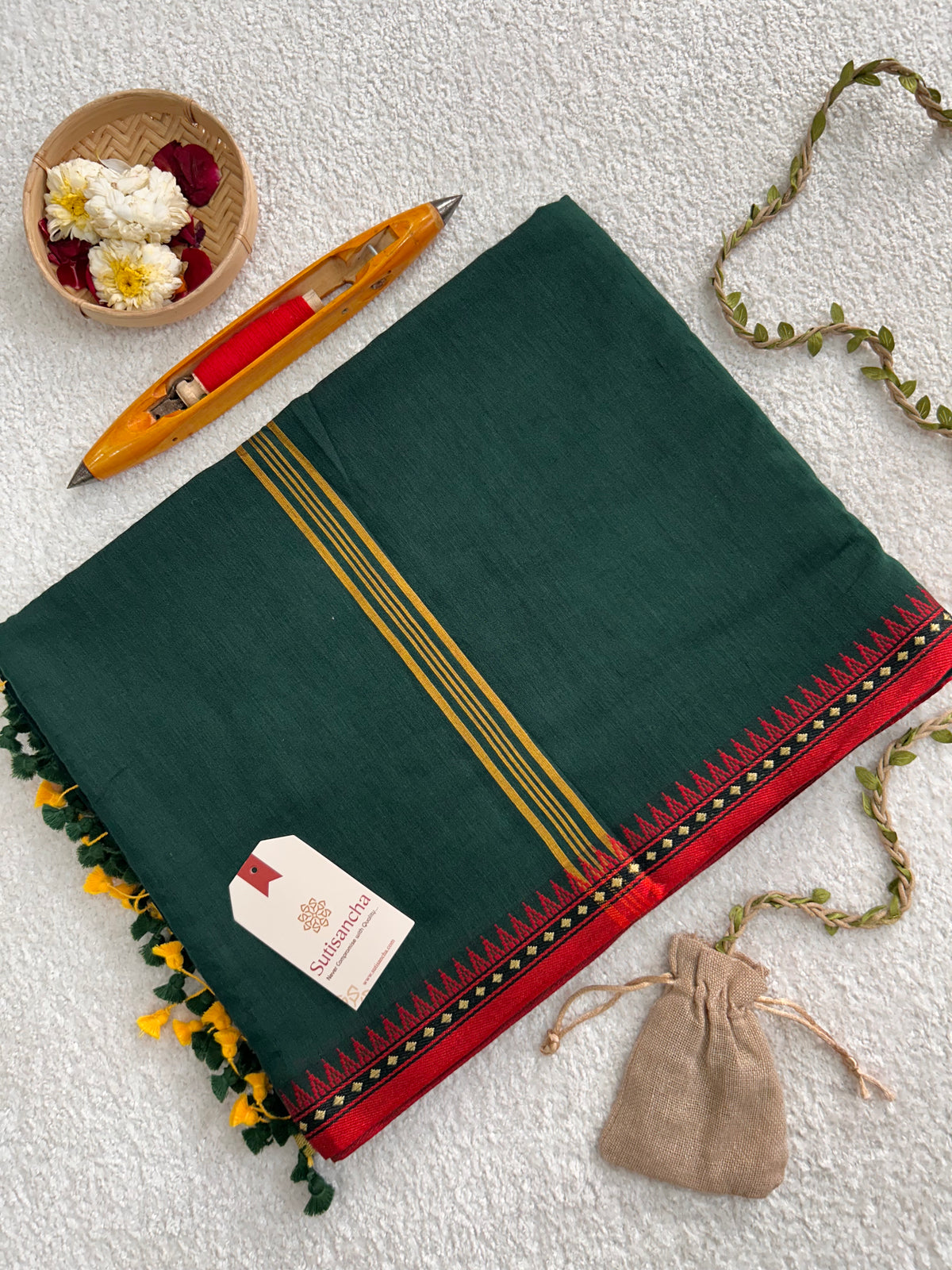 Ruhika Heritage Border Pure Mul Cotton Handloom Saree