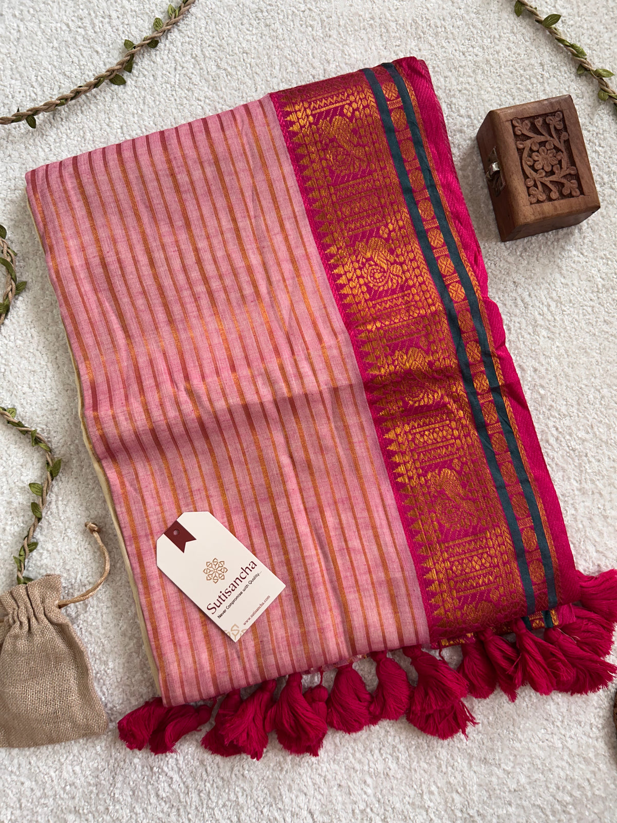 Mulaya Linear Zari Stripes Heritage Border Pure Mul Cotton Saree