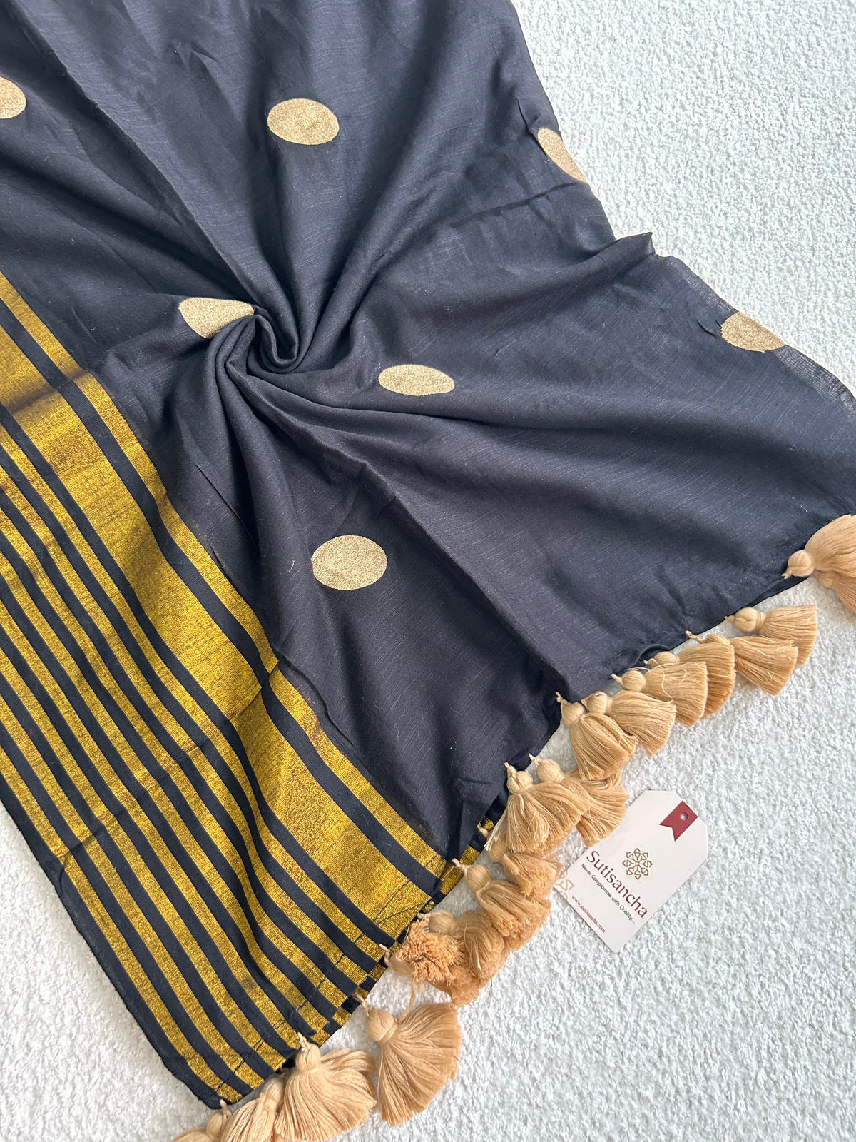 Kumud Zari Polka Multi Line Border Pure Mul Cotton Saree