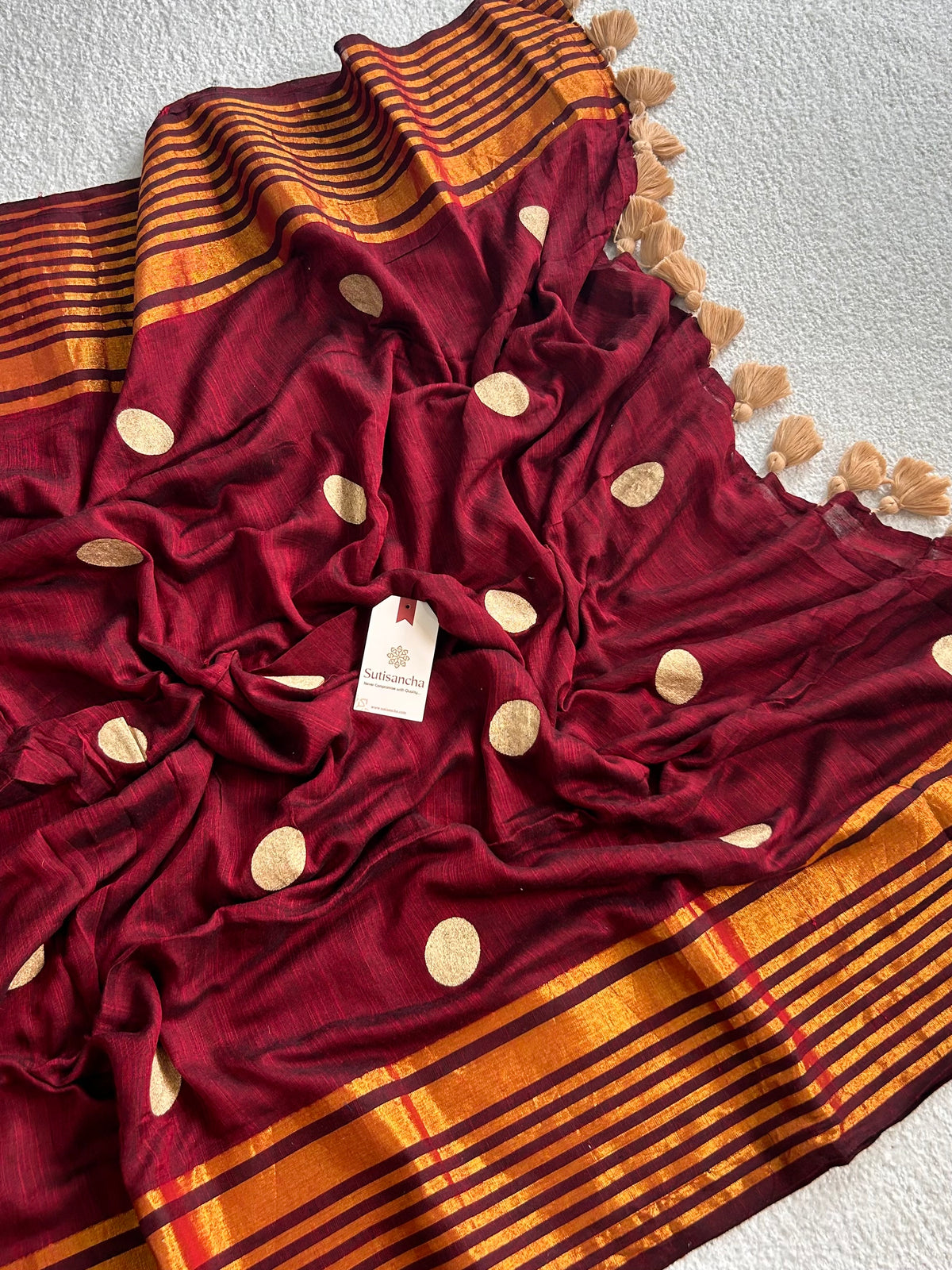 Kumud Zari Polka Multi Line Border Pure Mul Cotton Saree