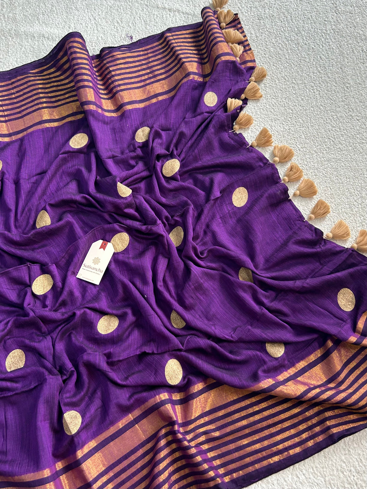 Kumud Zari Polka Multi Line Border Pure Mul Cotton Saree