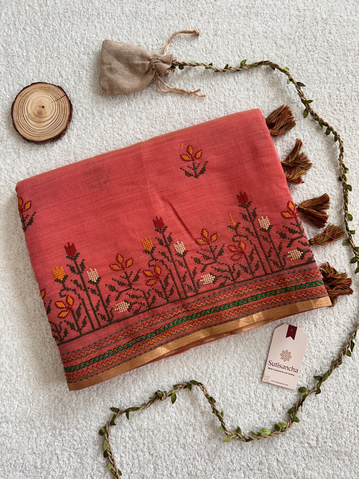 Madhavi Floral Garden Border Classic Cotton Saree