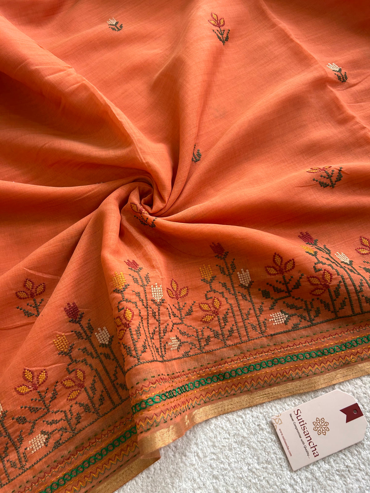 Madhavi Floral Garden Border Classic Cotton Saree