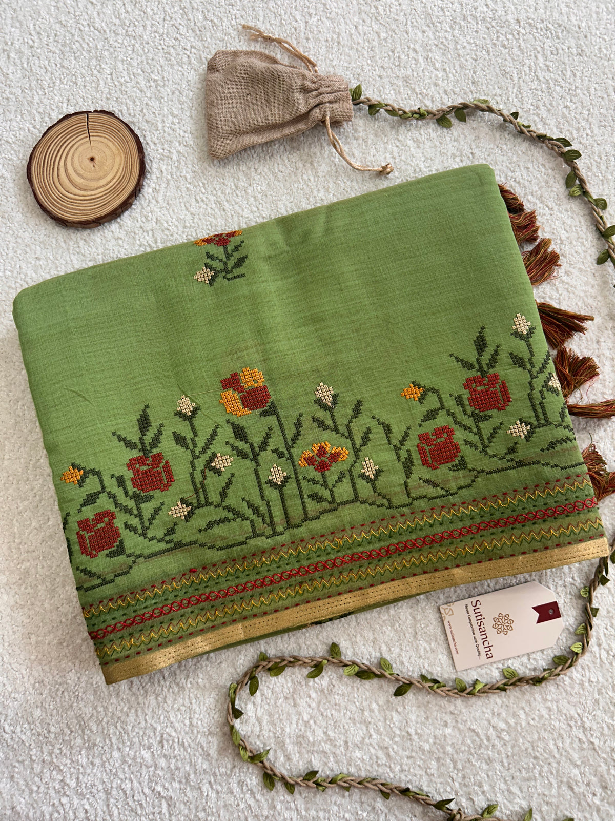 Kusuma Floral Garden Border Classic Cotton Saree
