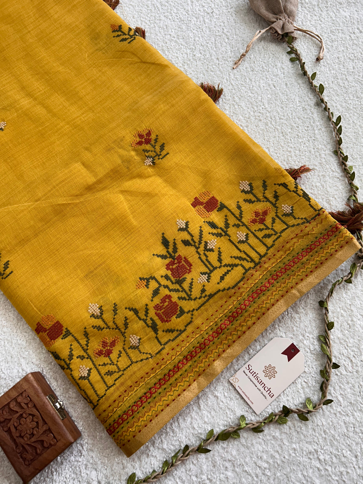 Kusuma Floral Garden Border Classic Cotton Saree
