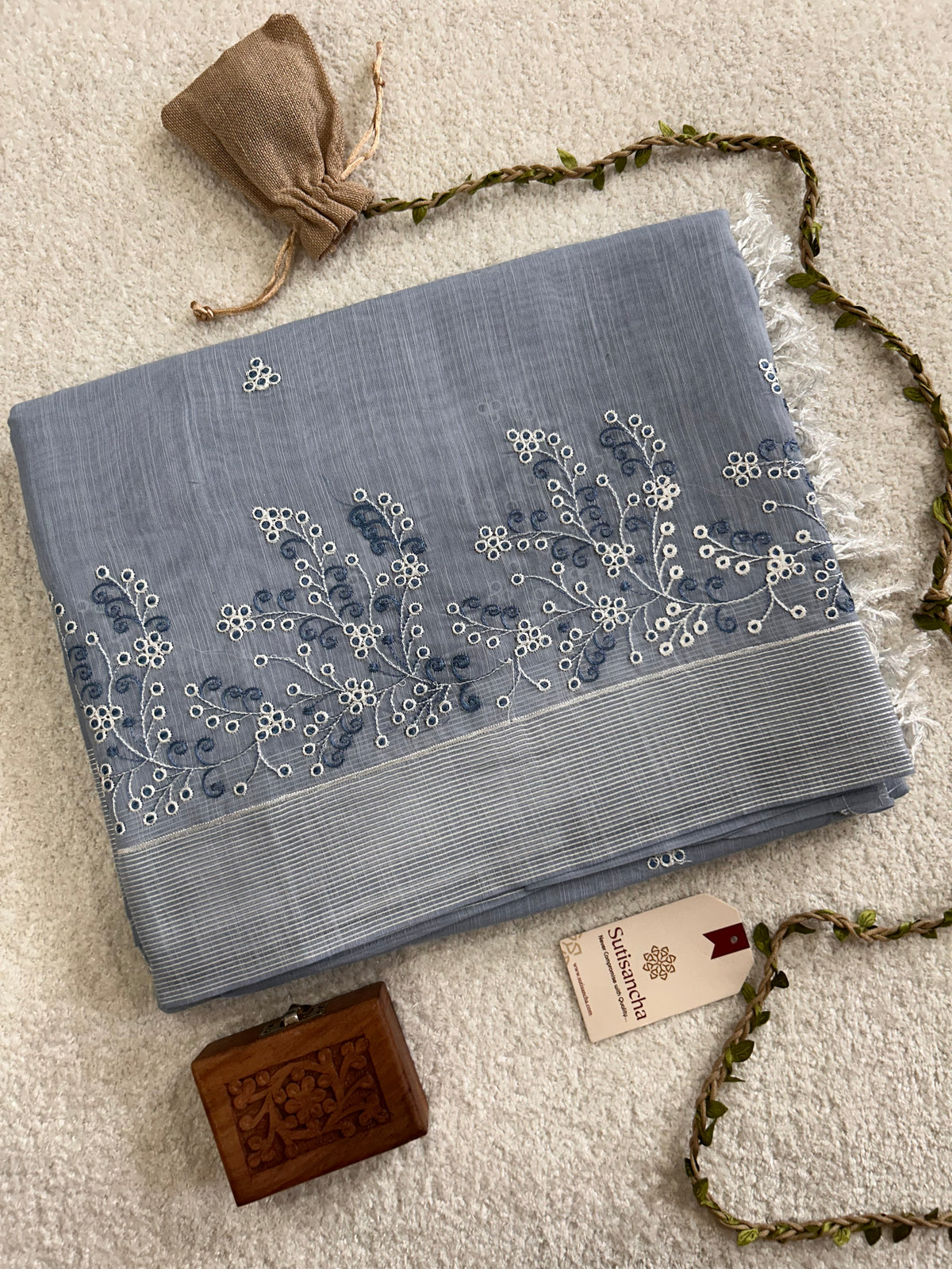 Nivara Botanical Vine Border Floral Detail Cotton Saree