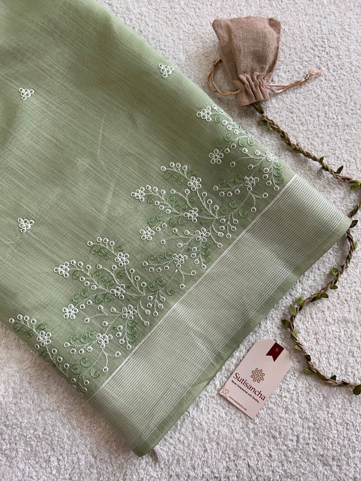 Nivara Botanical Vine Border Floral Detail Cotton Saree