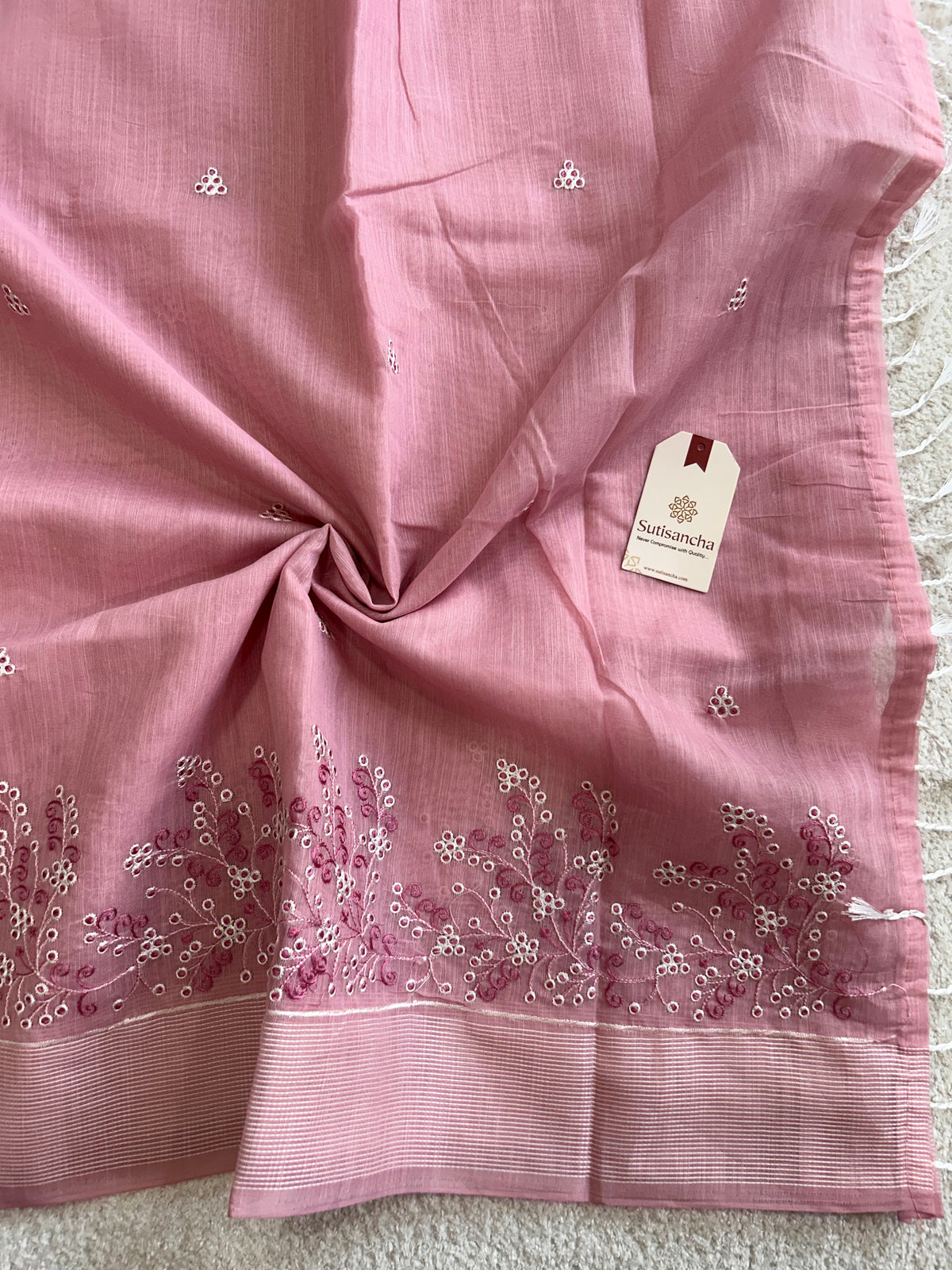 Nivara Botanical Vine Border Floral Detail Cotton Saree