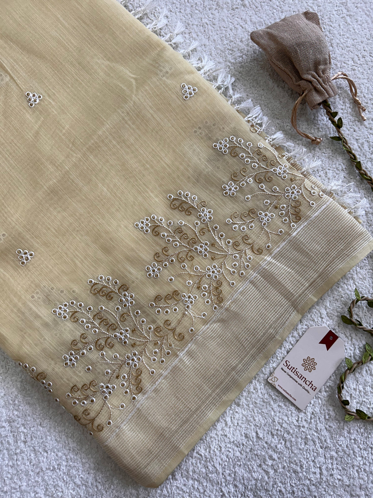Nivara Botanical Vine Border Floral Detail Cotton Saree