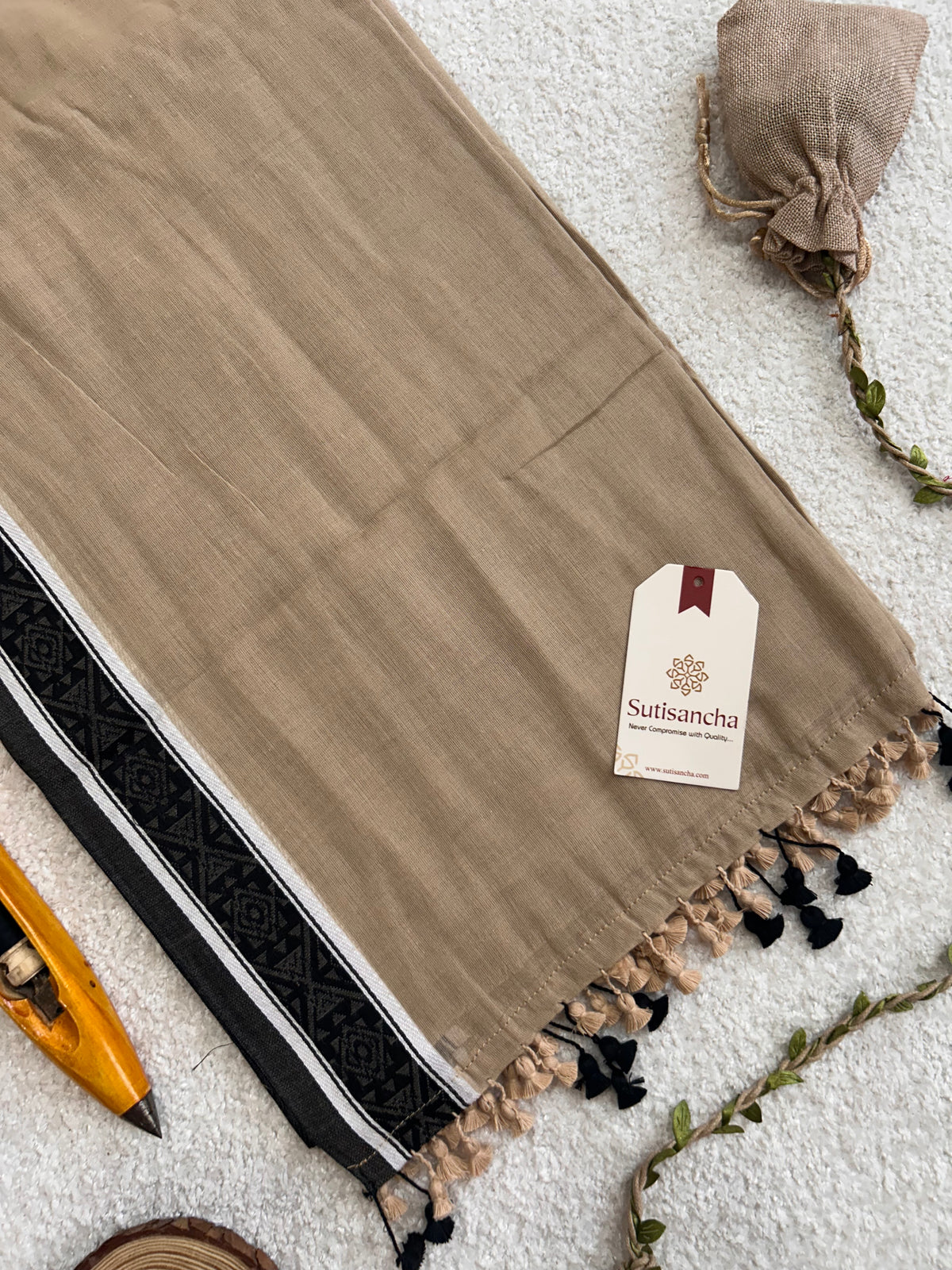 Natural Beige Black Geometric Woven Border Pure Mul Cotton Saree