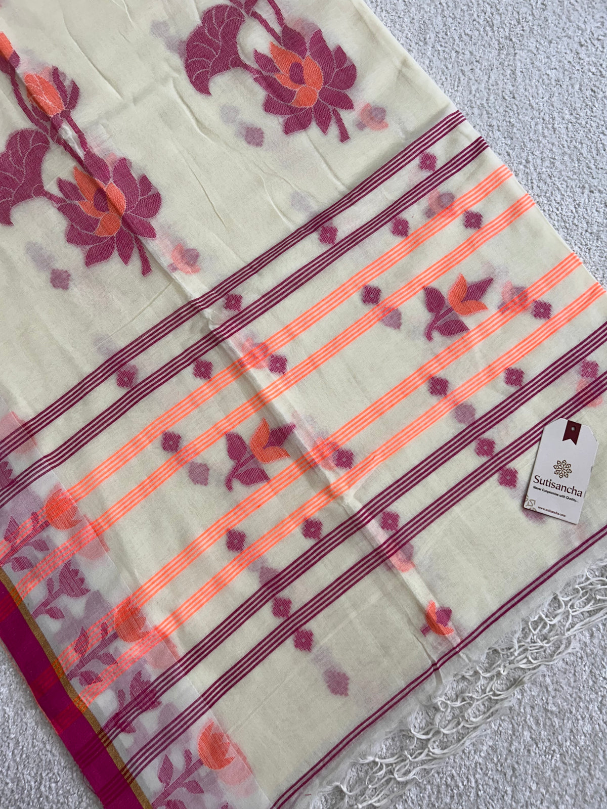 Lotus Linear Stripe Classic Pure Mul Cotton Saree