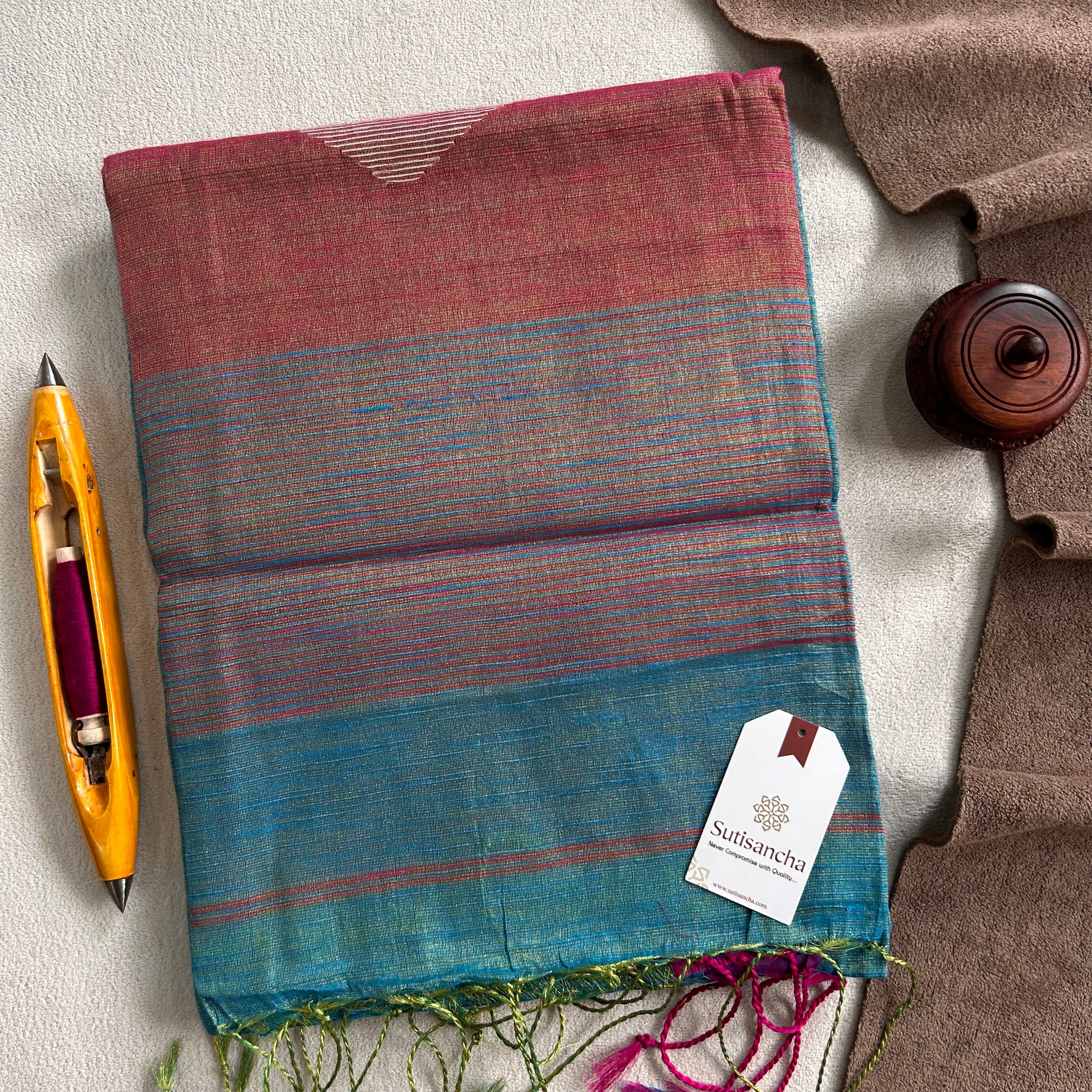 Sutisancha Jamdani Tissue Weave Saree