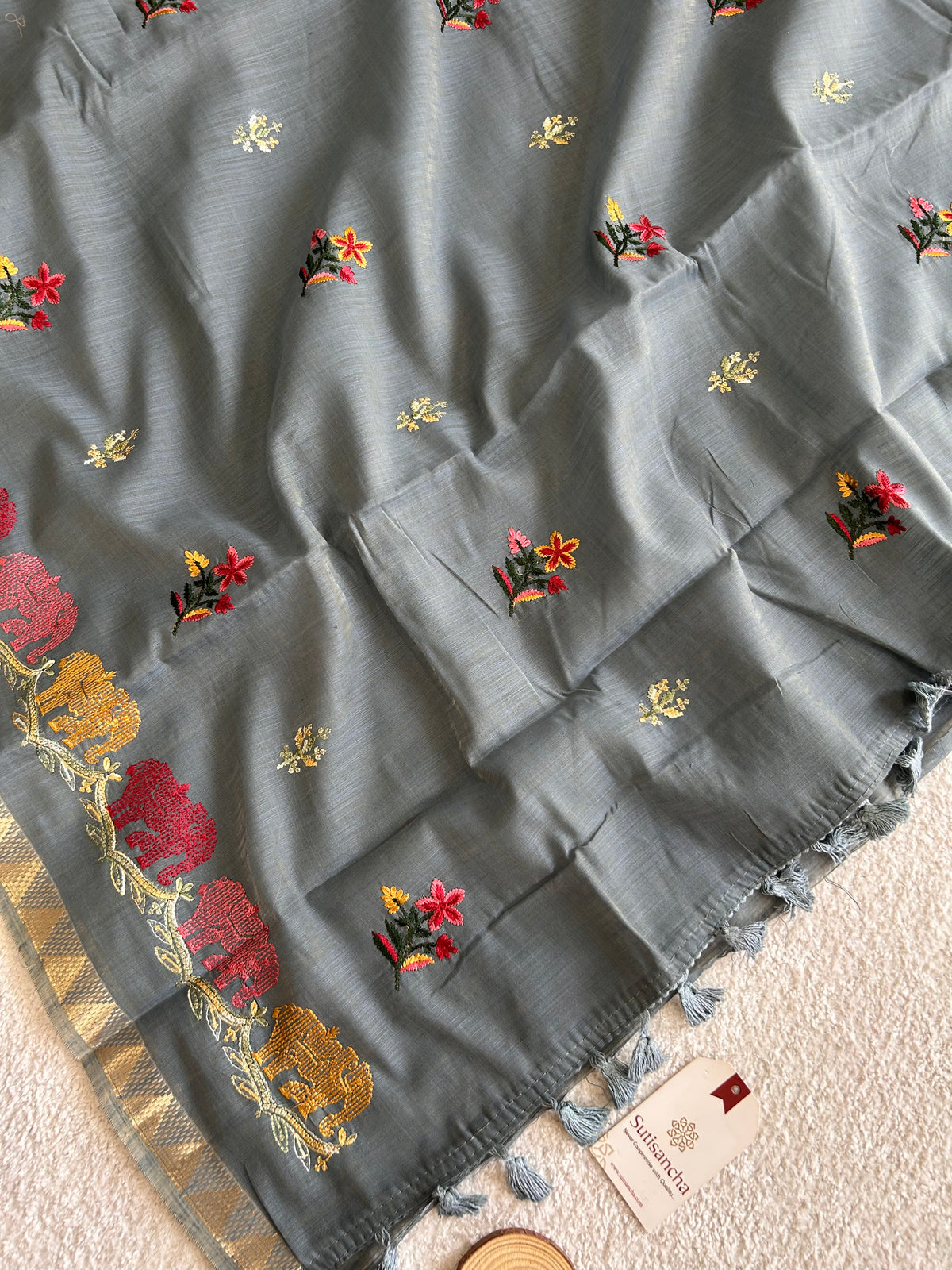 Traditional Decorative Border Classic Cotton Saree