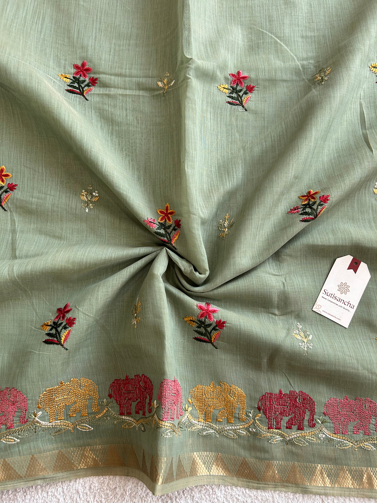 Traditional Decorative Border Classic Cotton Saree