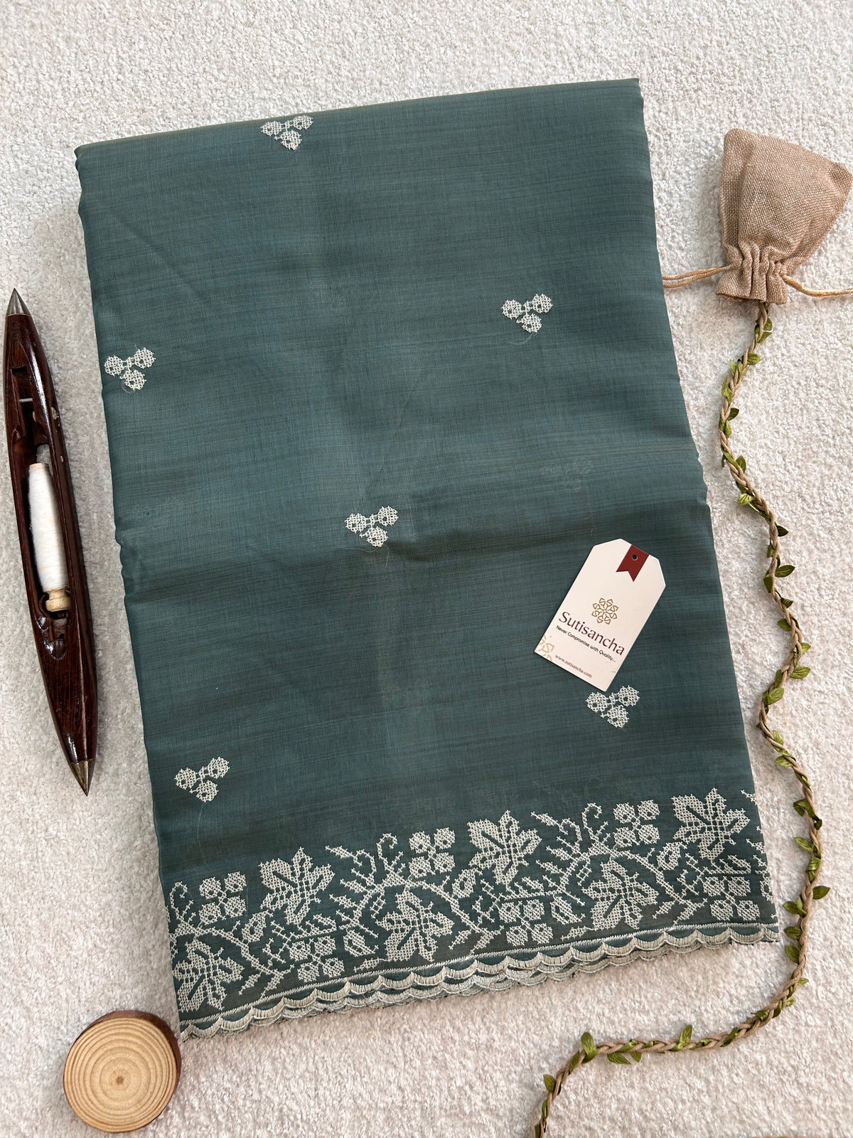 Floral Garden Border Classic Cotton Saree