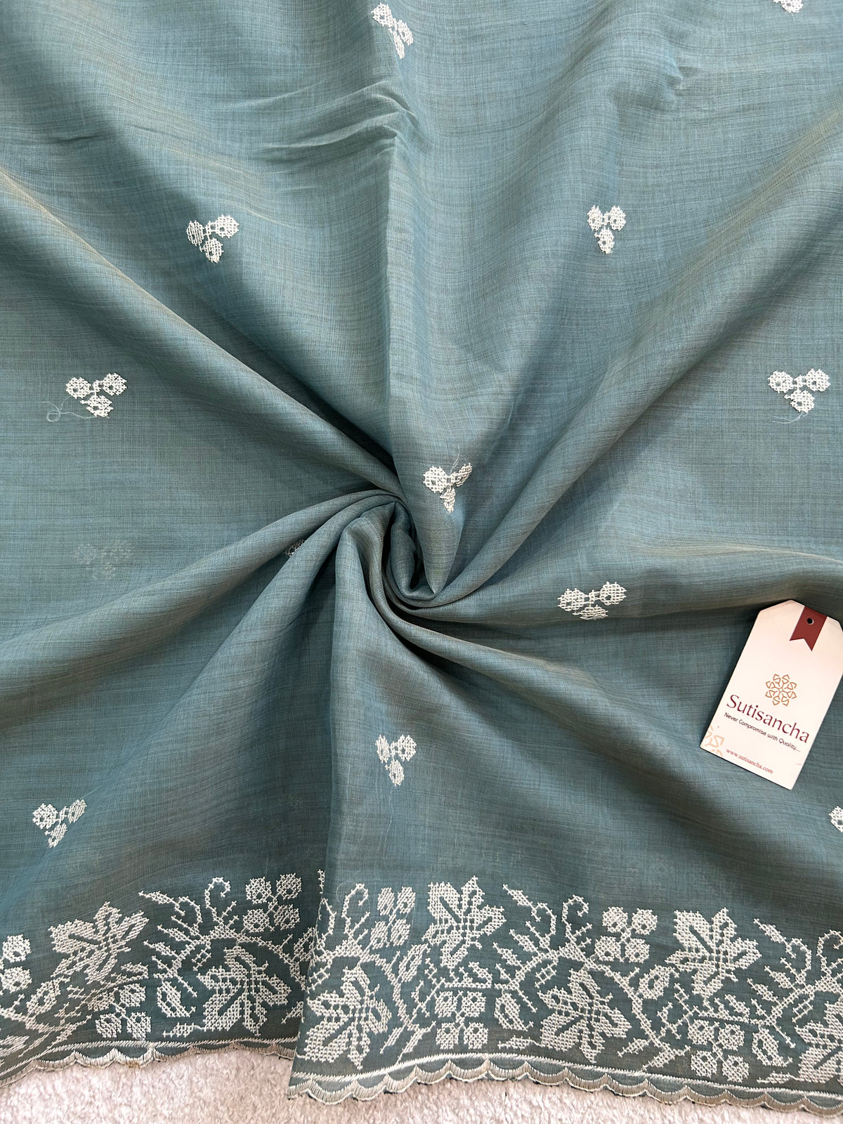 Floral Garden Border Classic Cotton Saree