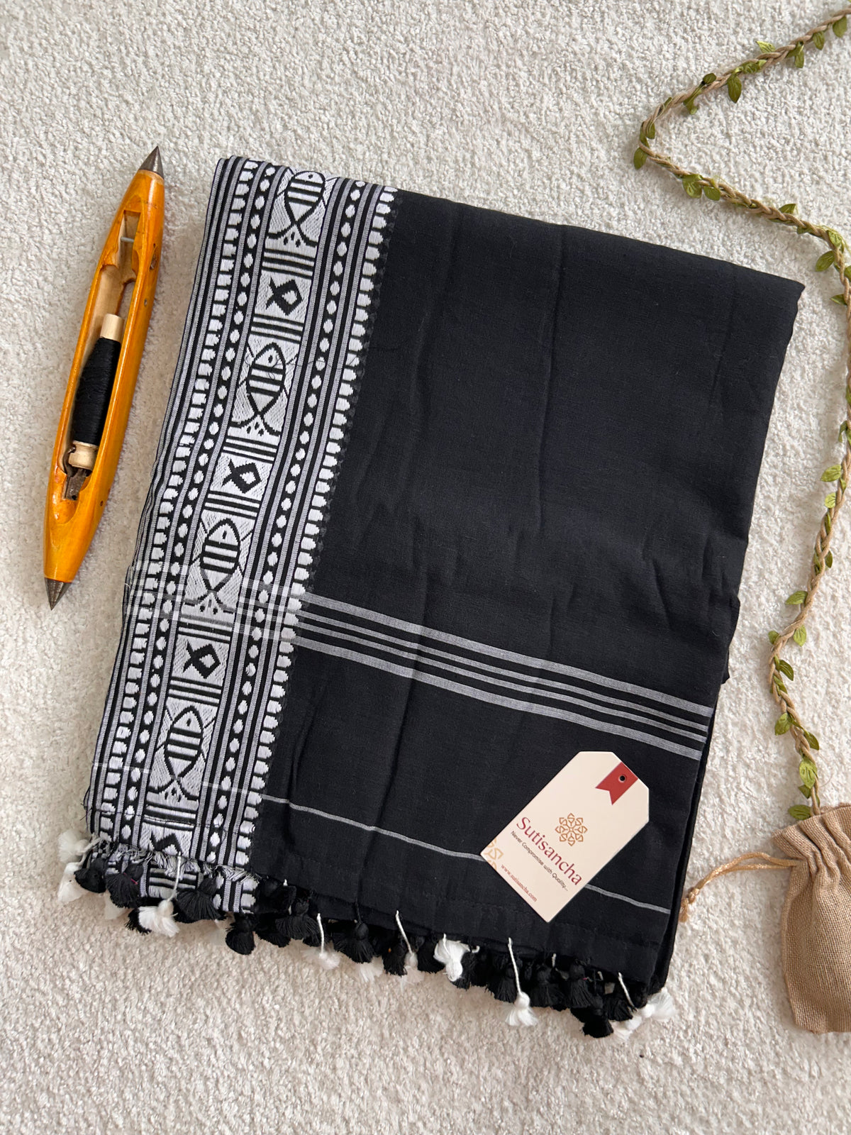 Black Geometric Heritage Border Pure Mul Cotton Saree