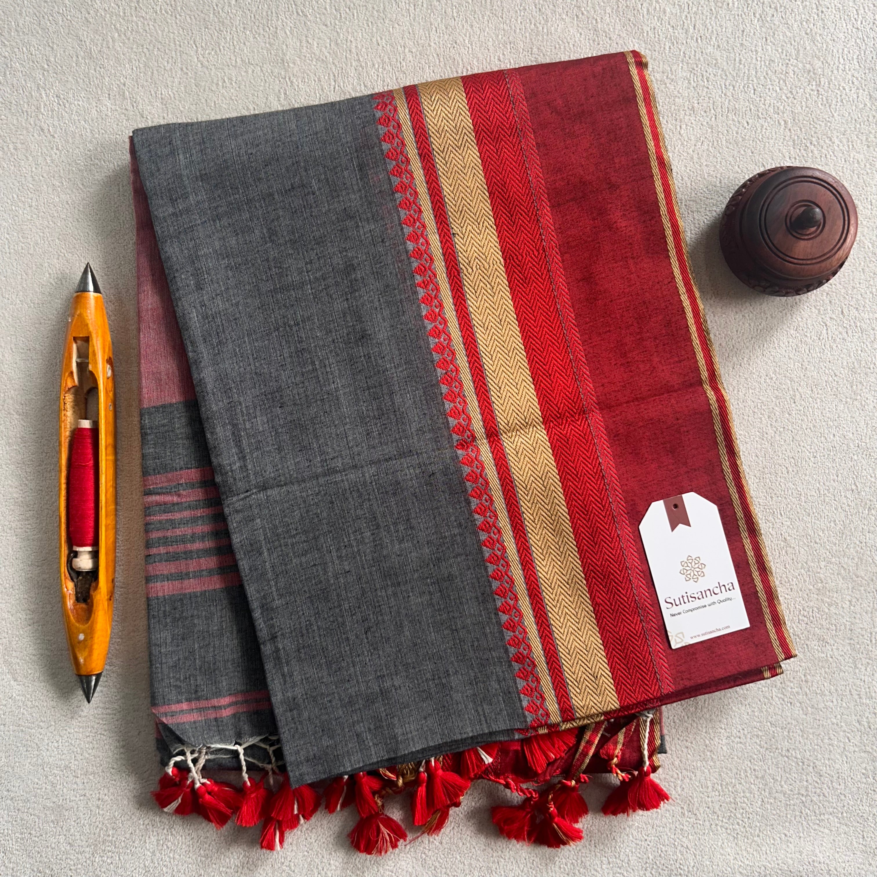 Sutisancha Handwoven Bliss Bengal Cotton Saree