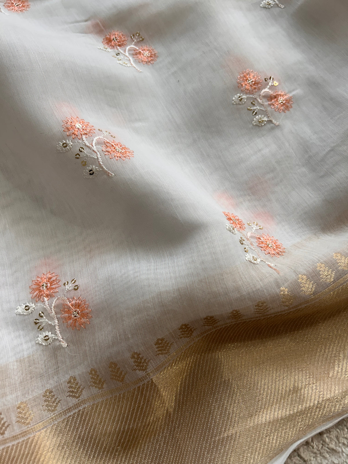 White Floral Thread Work Pure Cotton Saree