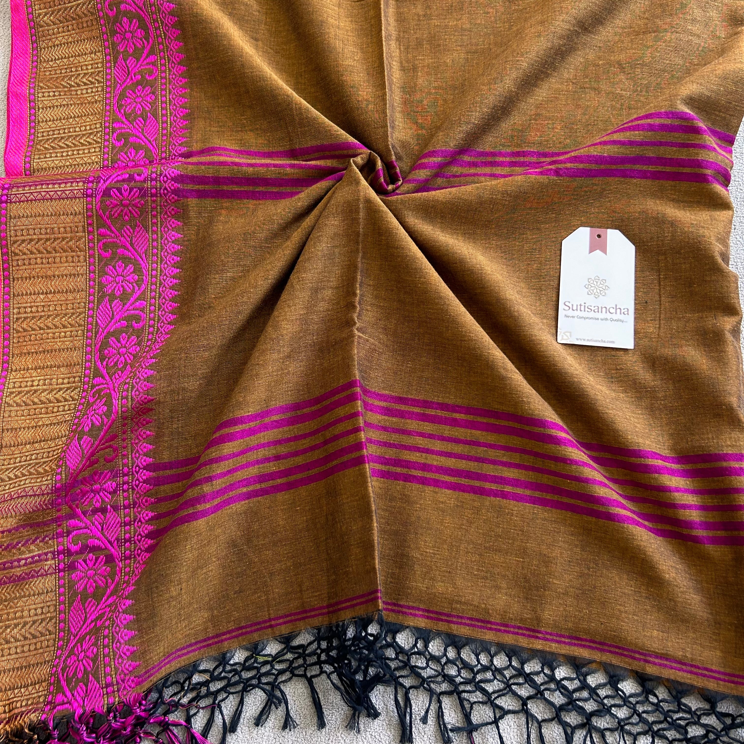 Sutisancha Heritage Bengal Cotton Saree with Timeless Weave