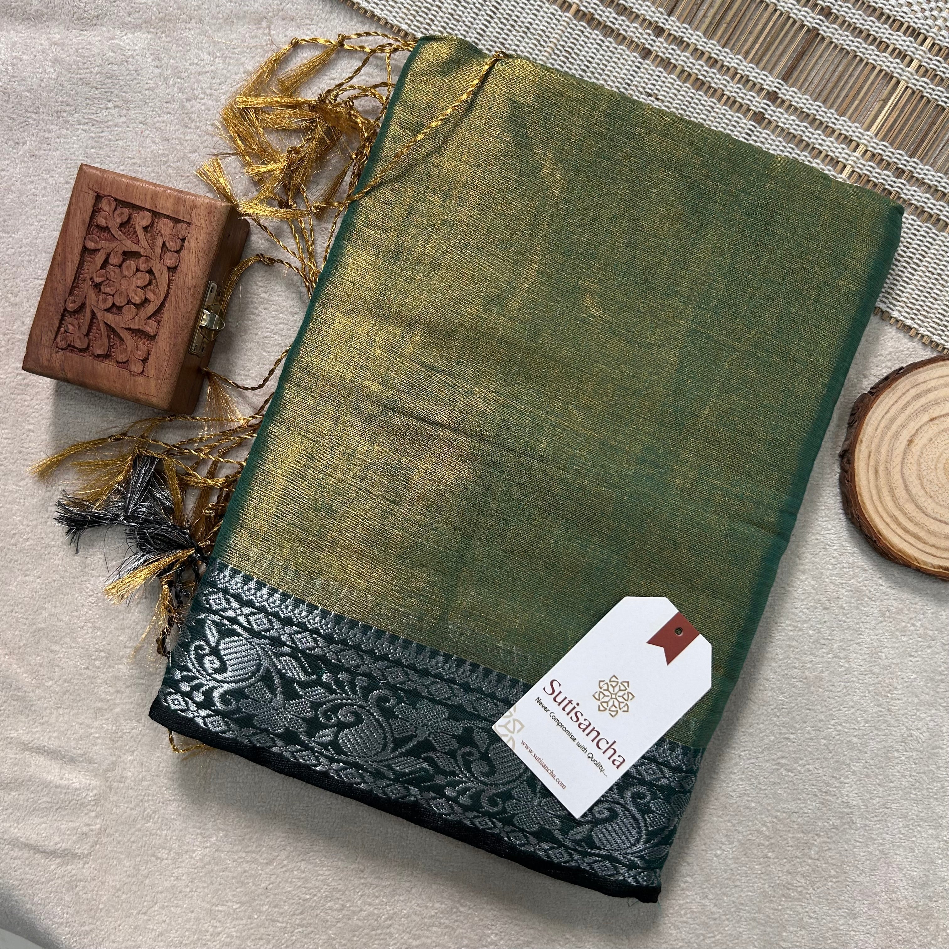 Crafted Legacy: The Tissue Cotton Saree