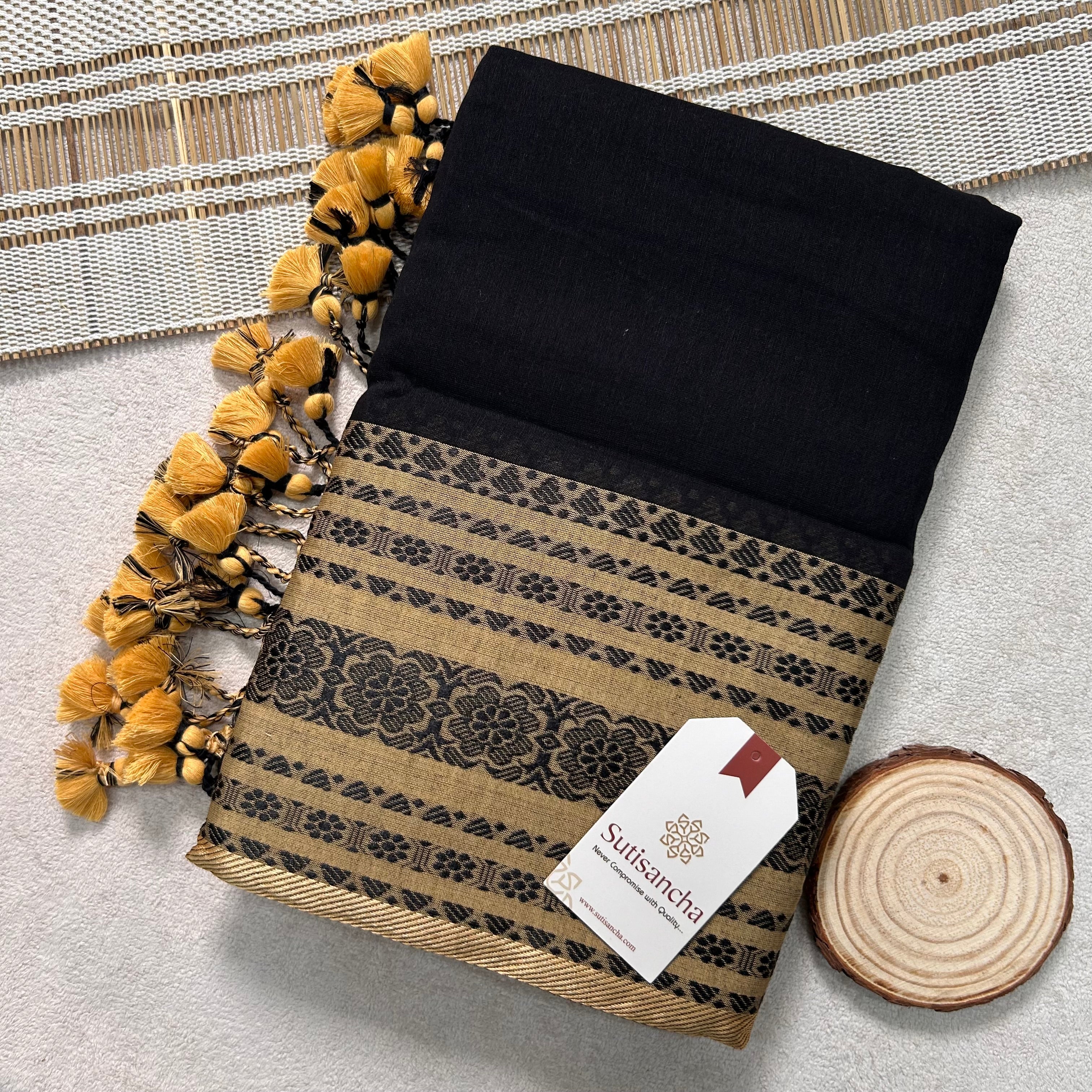Classic Charm Handwoven Cotton Saree