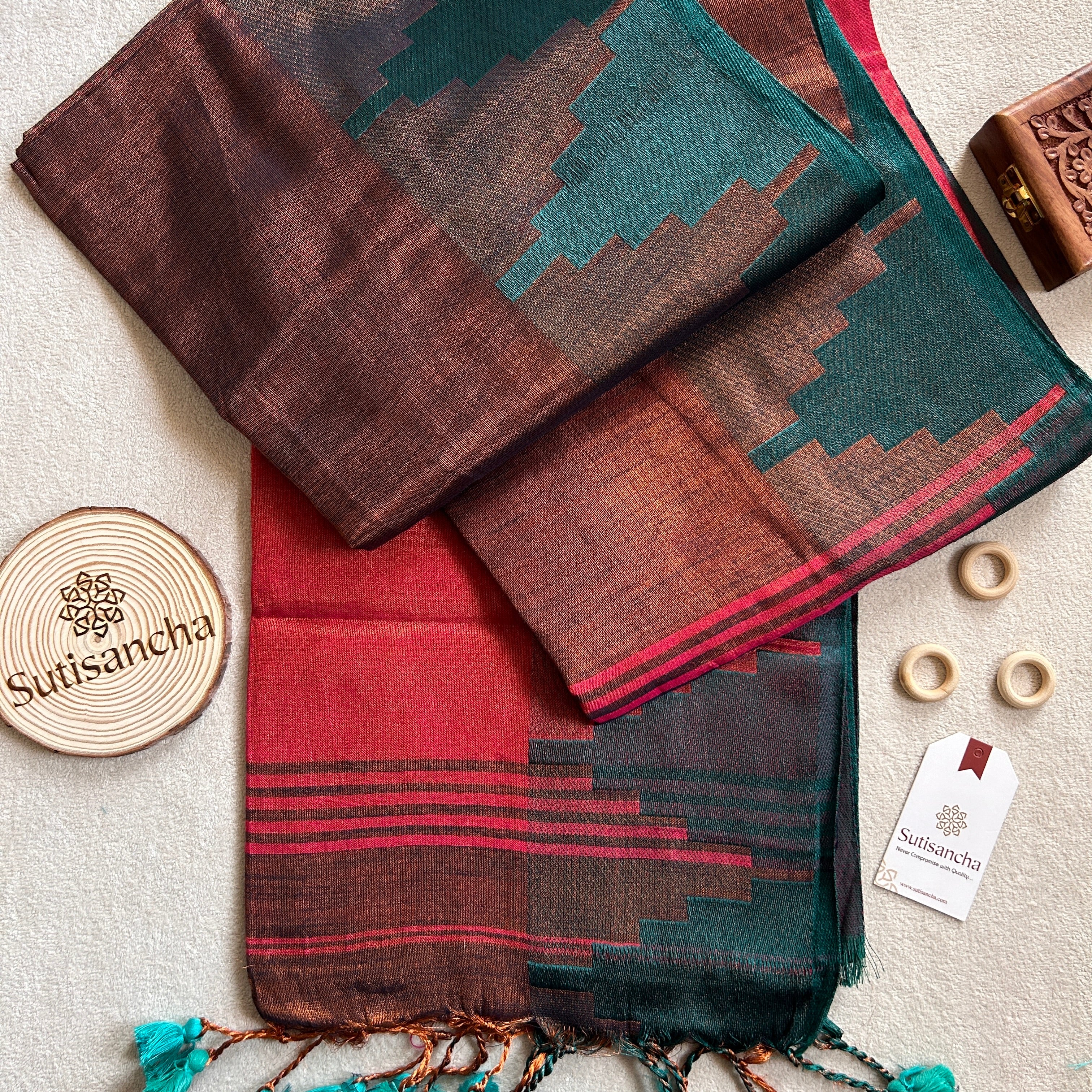 Sutisancha Handloom Tissue Weave Saree